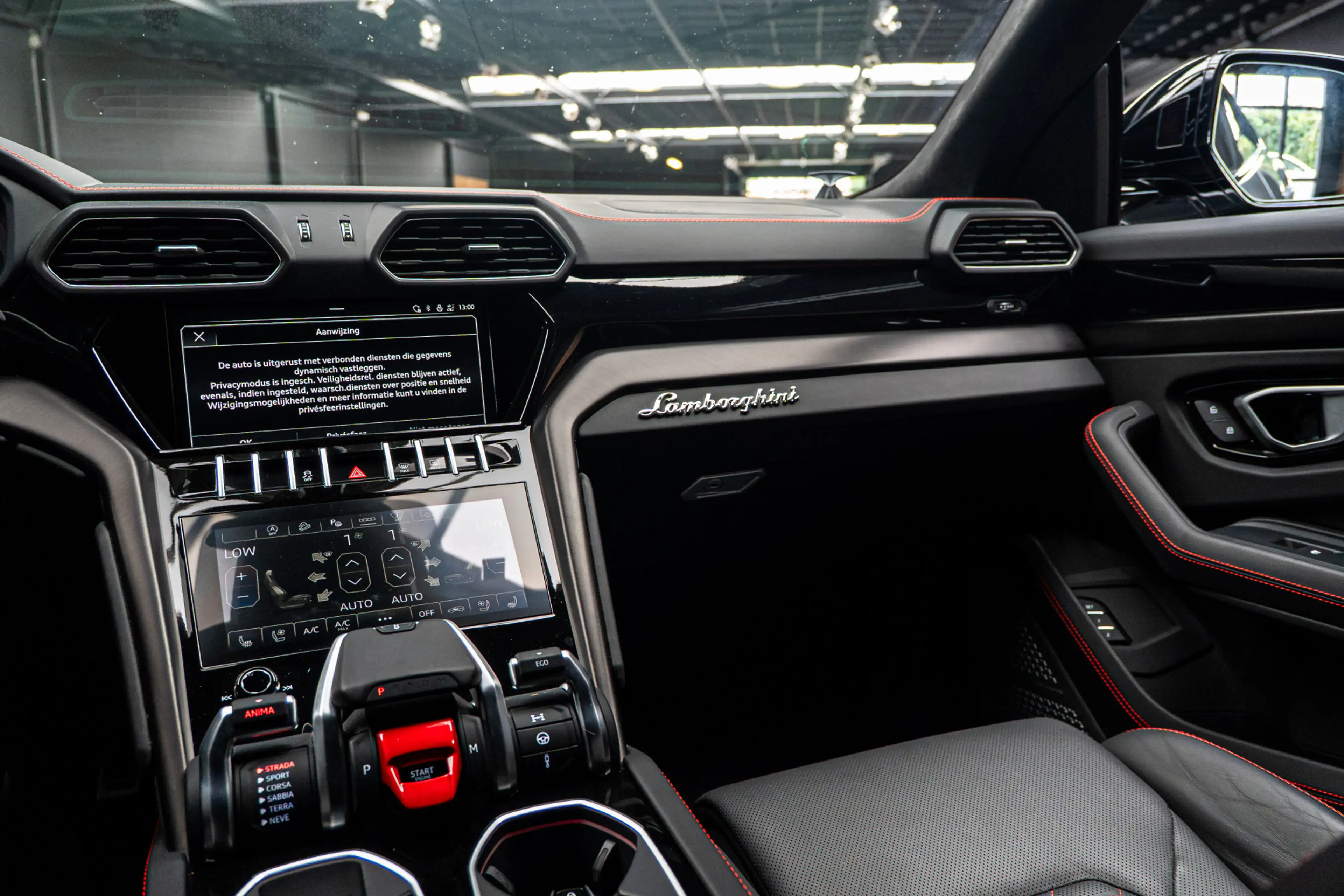 Lamborghini Urus 4.0 V8 HUD Leder Ceramic B&O 360° Massage ACC Alca — photo 18