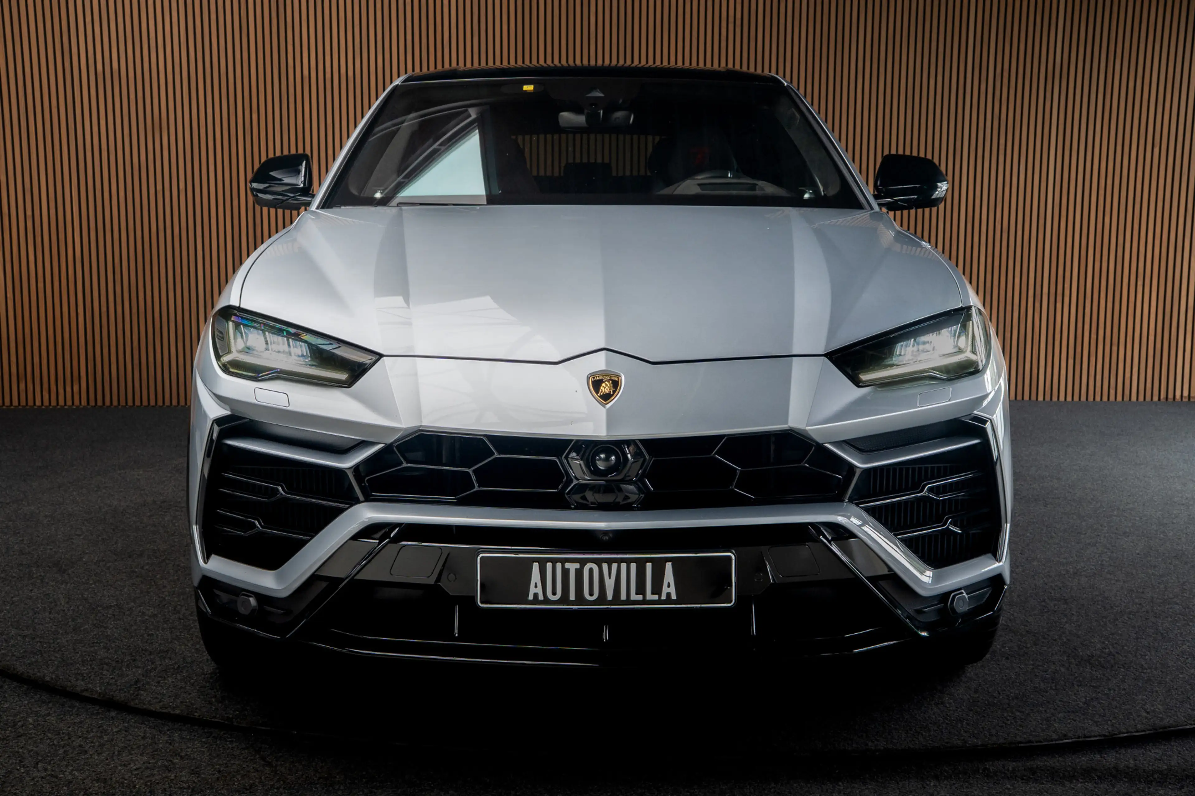 Lamborghini Urus 4.0 V8 HUD Leder Ceramic B&O 360° Massage ACC Alca — photo 6