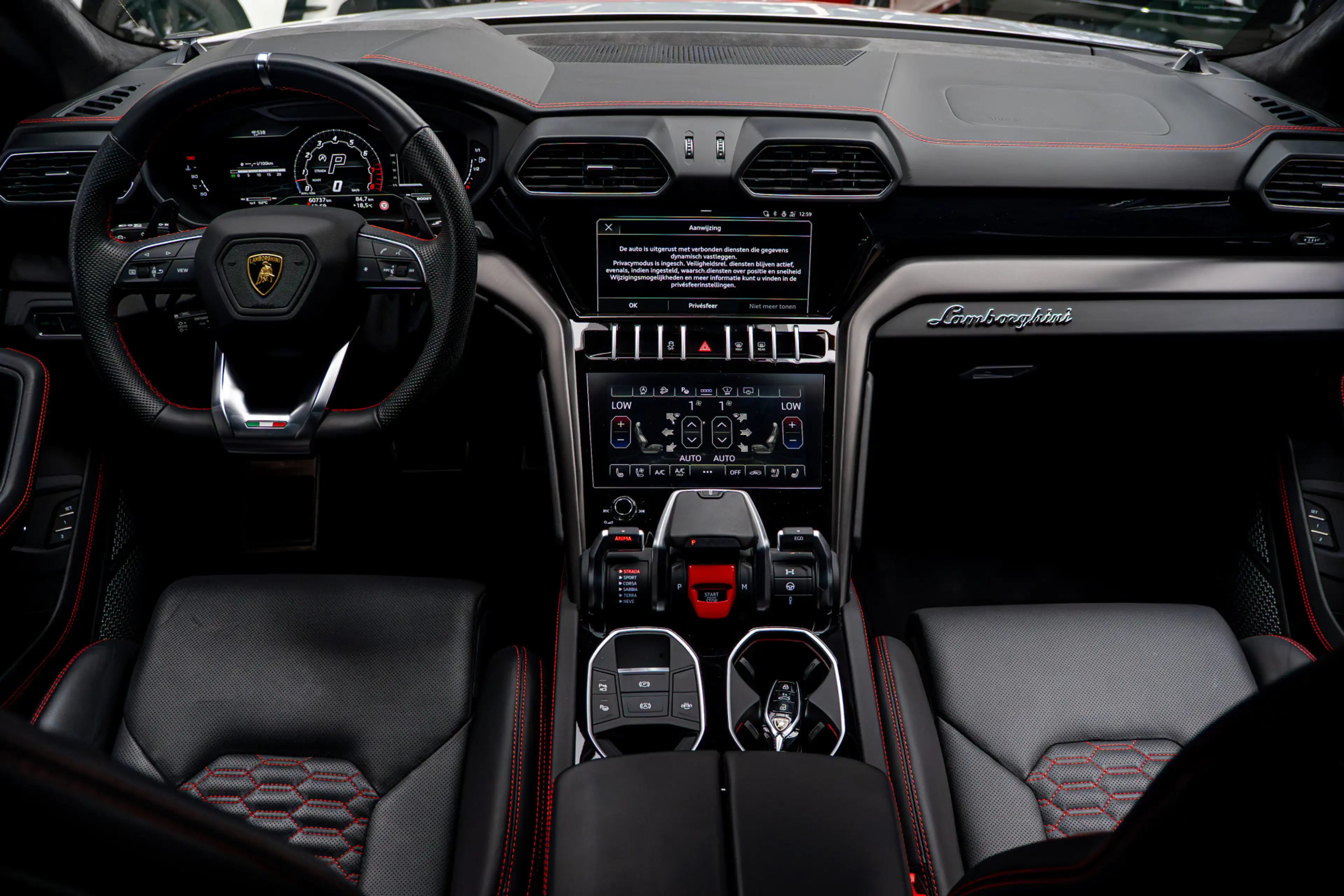 Lamborghini Urus 4.0 V8 HUD Leder Ceramic B&O 360° Massage ACC Alca — photo 13