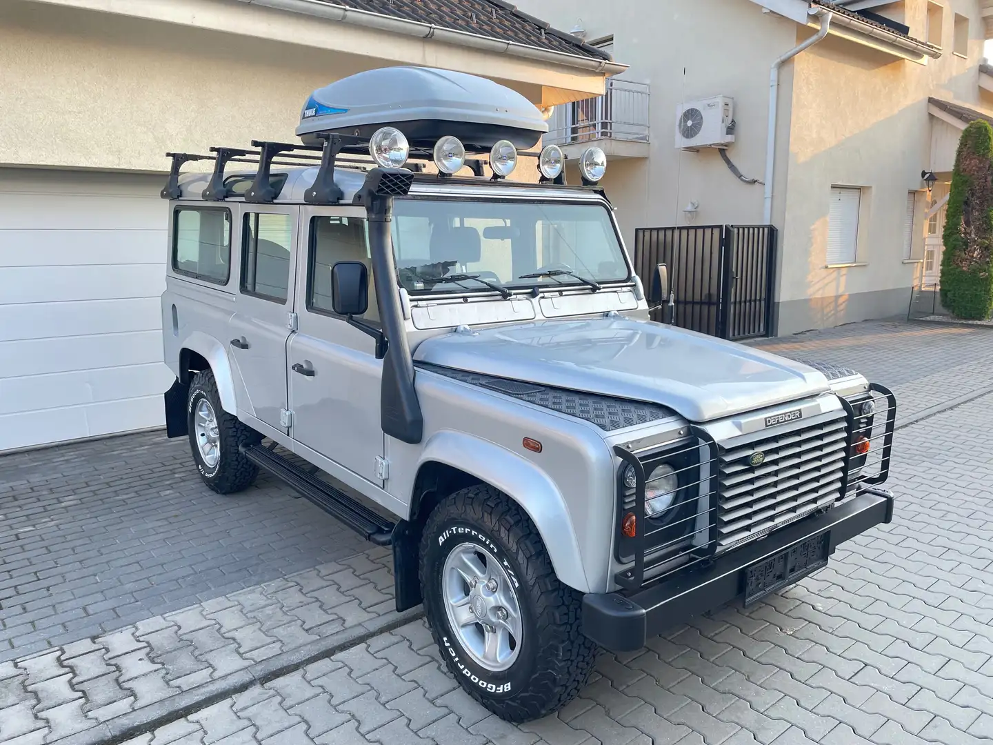 Land Rover Defender Defender 110 Td5 Silber - 1