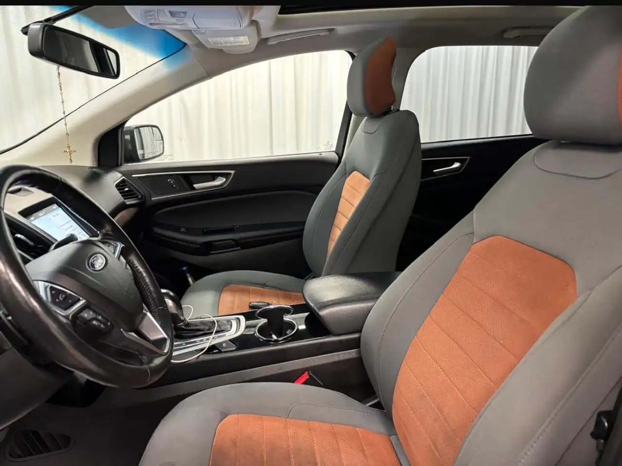 Ford Edge снимка Ford Edge