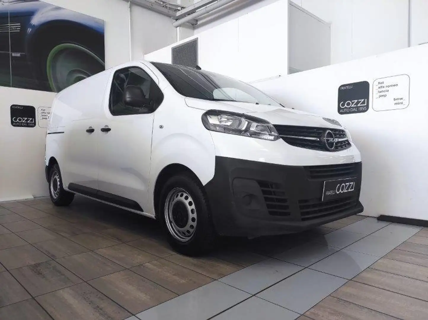 Opel Vivaro 1.5 Diesel 100CV S&S PL-TN M Furgone Enjoy Bianco - 1
