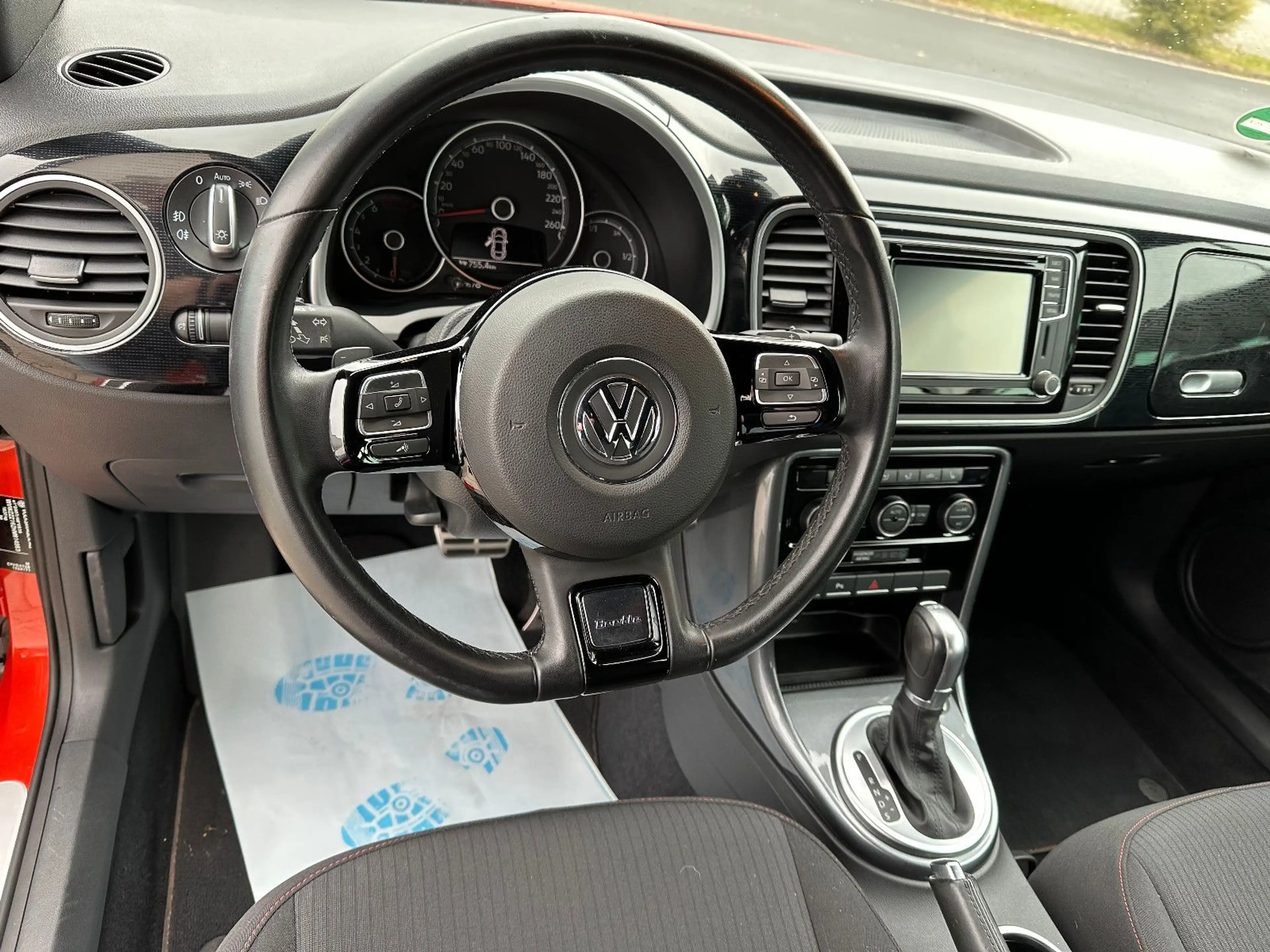 Volkswagen Beetle Cabriolet Sound BMT/Automatk/Scheckheft — photo 6
