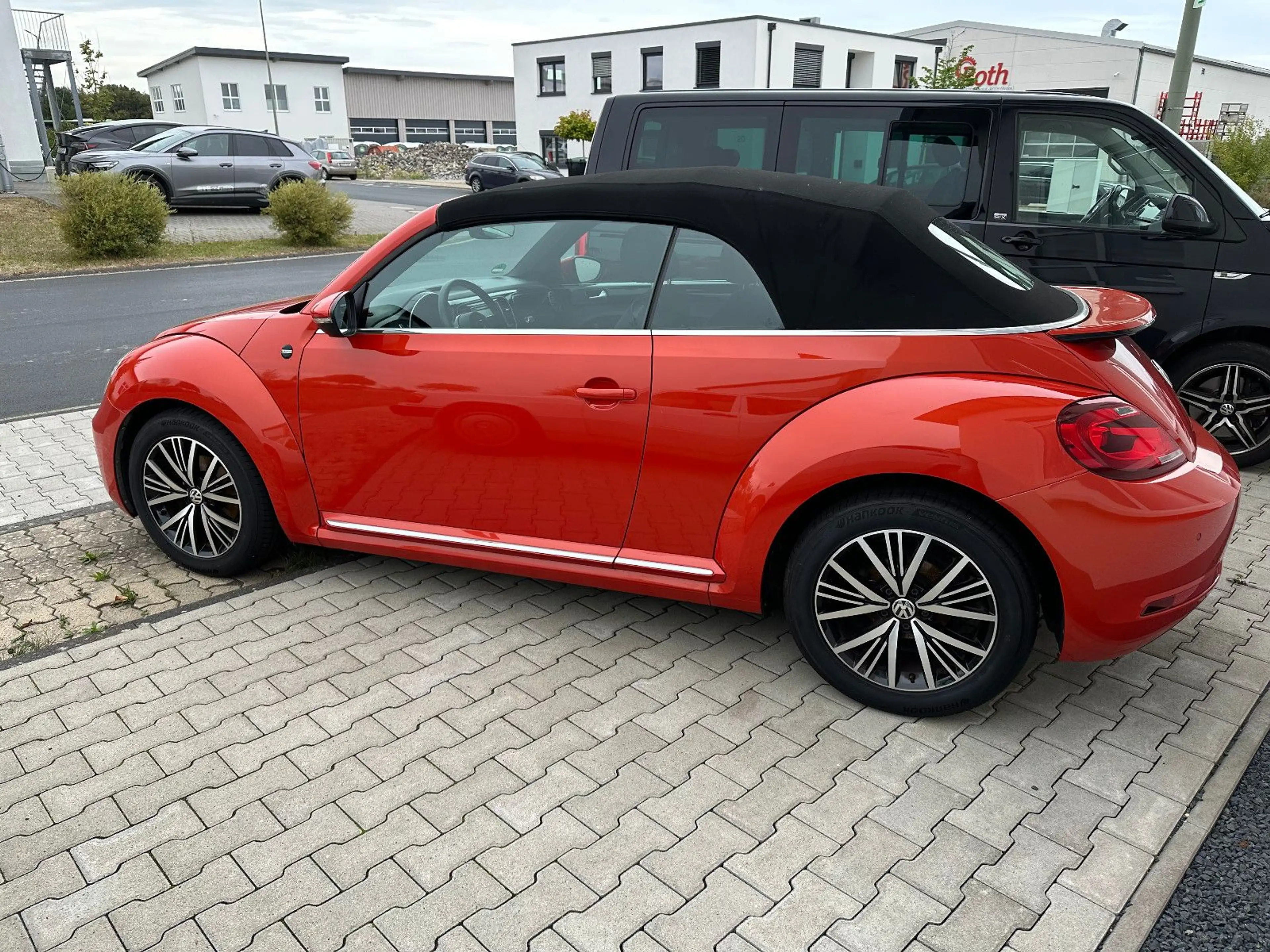 Volkswagen Beetle Cabriolet Sound BMT/Automatk/Scheckheft — photo 5