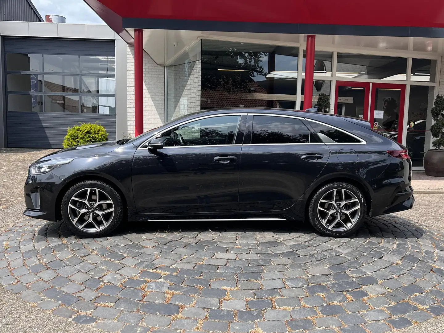 Kia ProCeed / pro_cee'd 1.4 T-GDI GT-Line | Carplay | LMV | Camera | LEDER Noir - 2