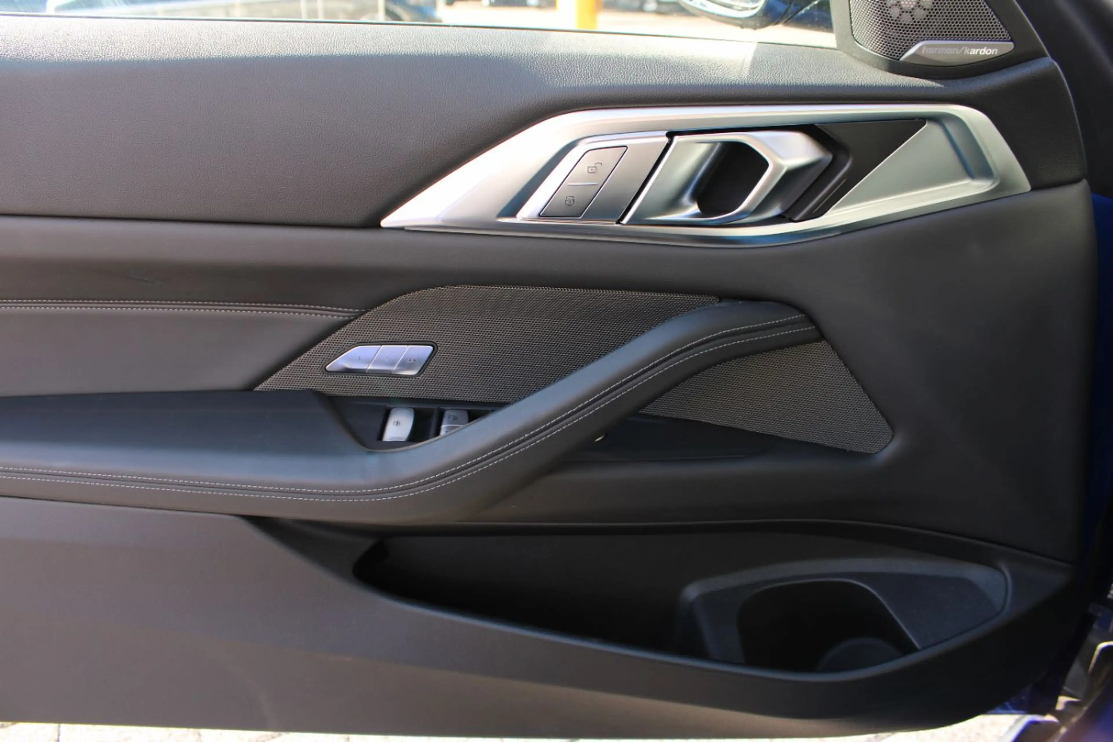 BMW M4 Competition Cabrio xDrive Harman Inno Kamera — photo 7