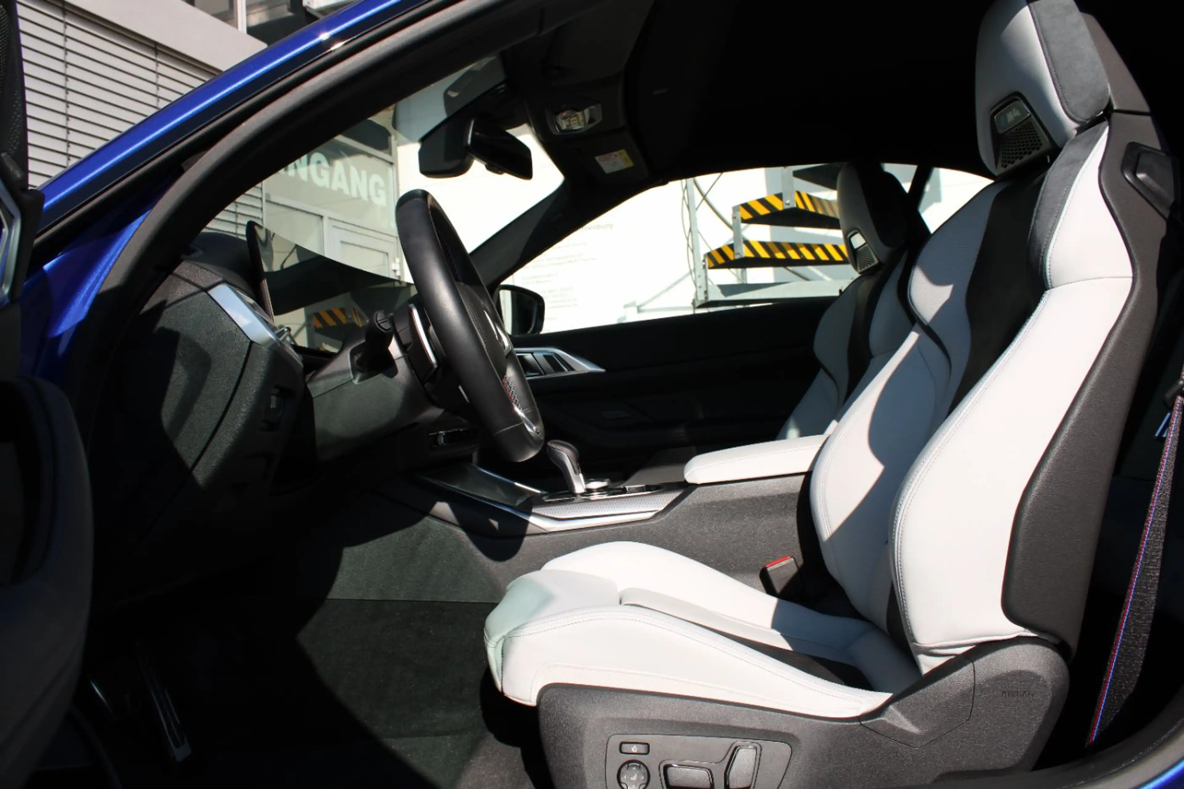 BMW M4 Competition Cabrio xDrive Harman Inno Kamera — photo 9