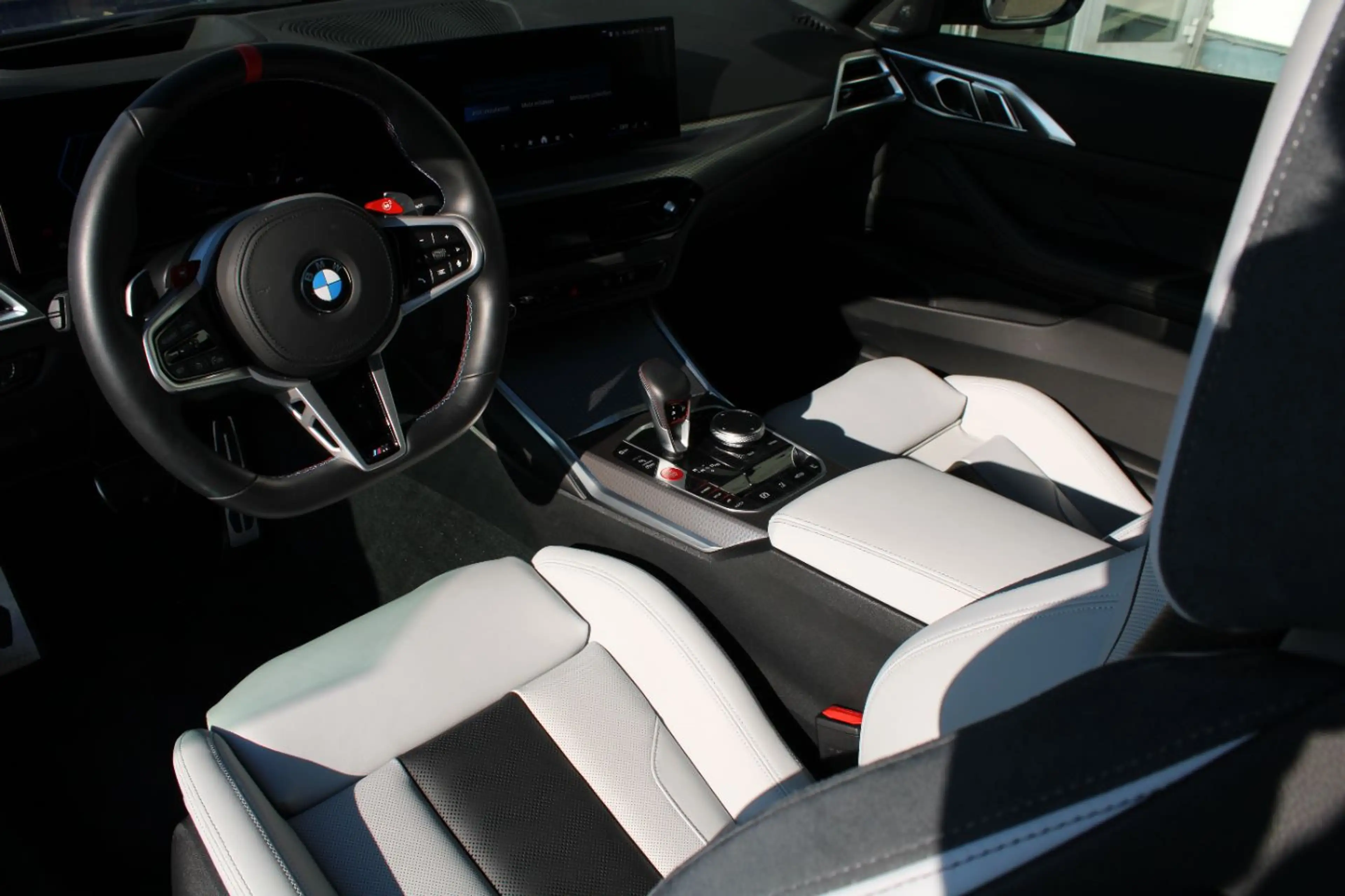 BMW M4 Competition Cabrio xDrive Harman Inno Kamera — photo 11