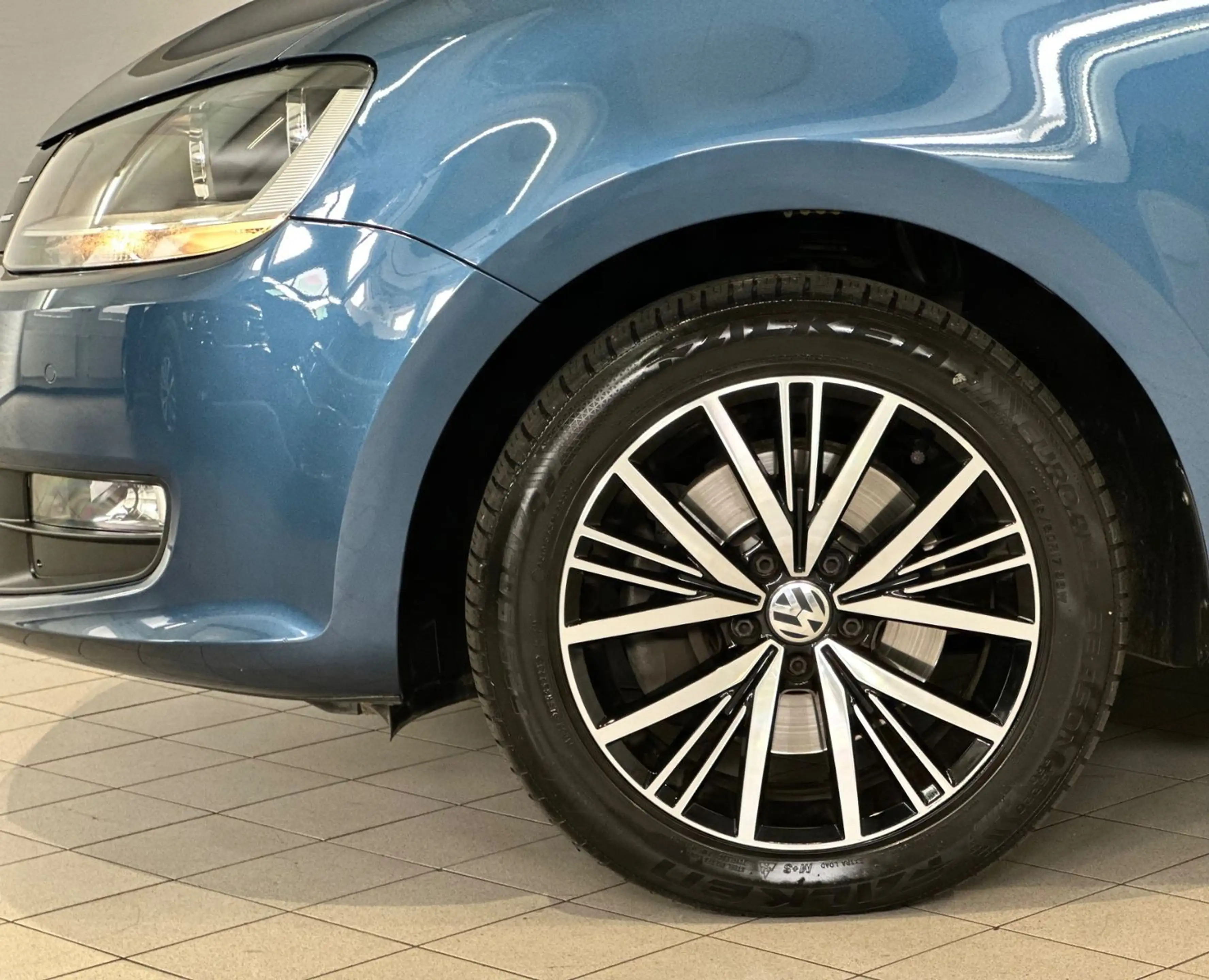 Volkswagen Sharan Allstar BMT/DSG/Navi/ACC/AHK/SHZ/PDC — photo 9