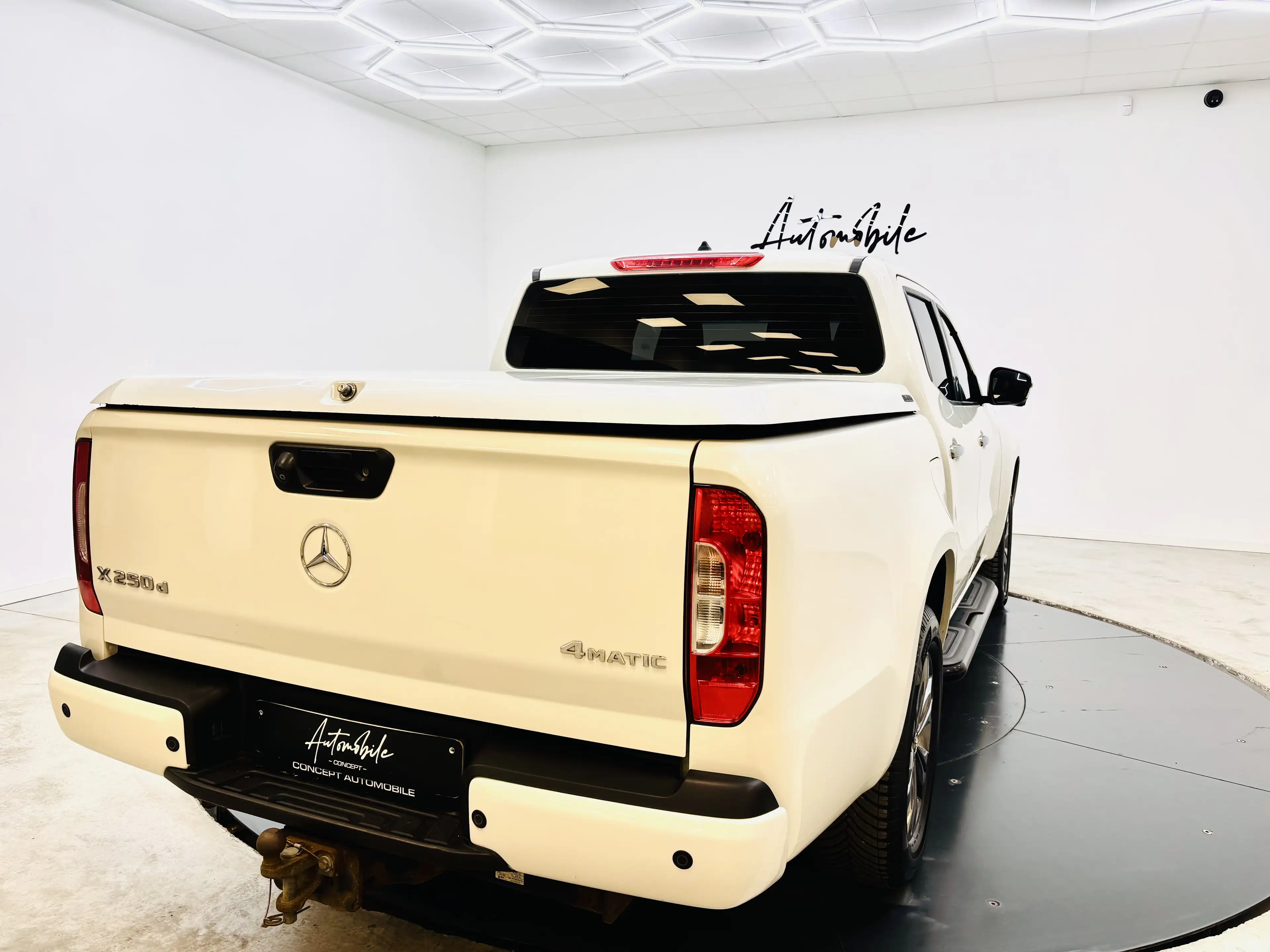 Mercedes-Benz X 250 ✅1AN GARANTIE✅TVA DÉDUCTIBLE✅UTLITAIRE✅CAMERA 360 — photo 10