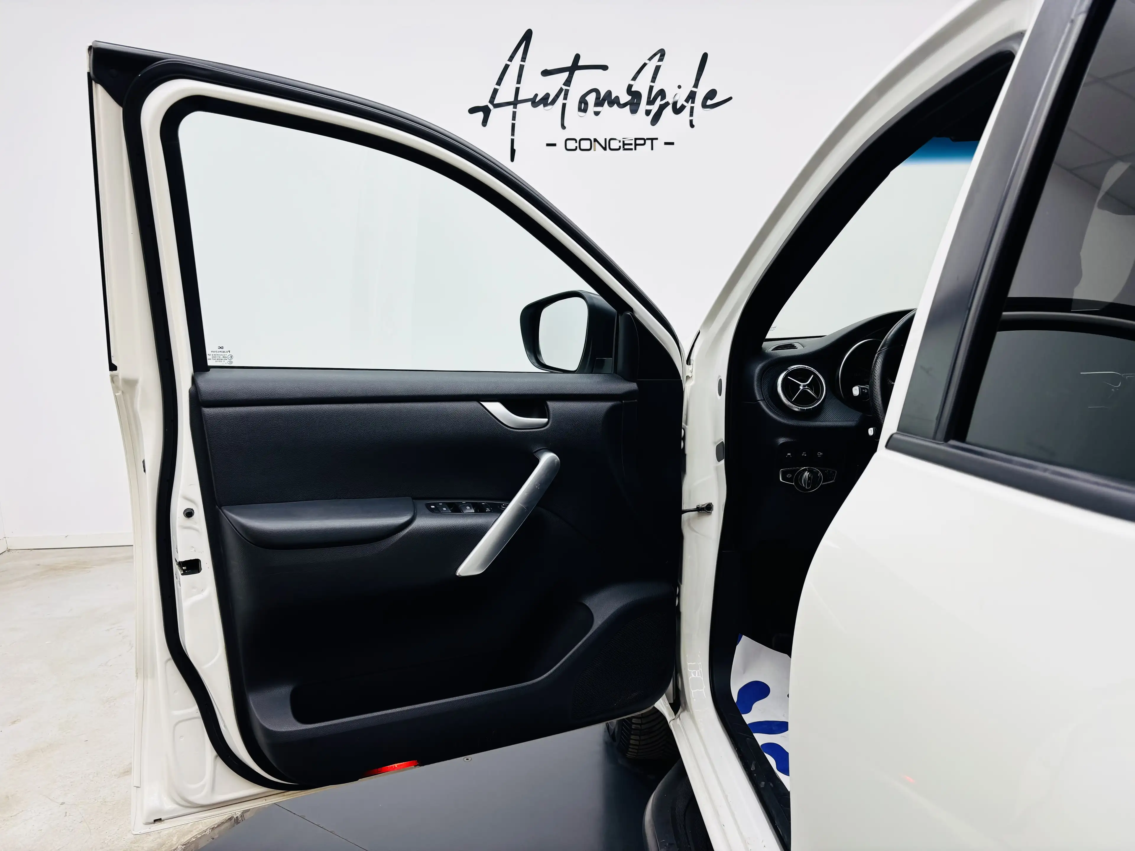 Mercedes-Benz X 250 ✅1AN GARANTIE✅TVA DÉDUCTIBLE✅UTLITAIRE✅CAMERA 360 — photo 11