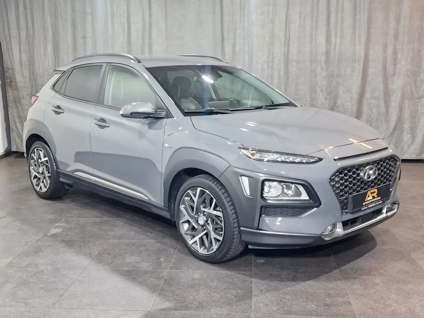 Hyundai KONA Style Hybrid 2WD Gris - 2