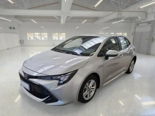 Toyota Corolla 1.8h Business cvt