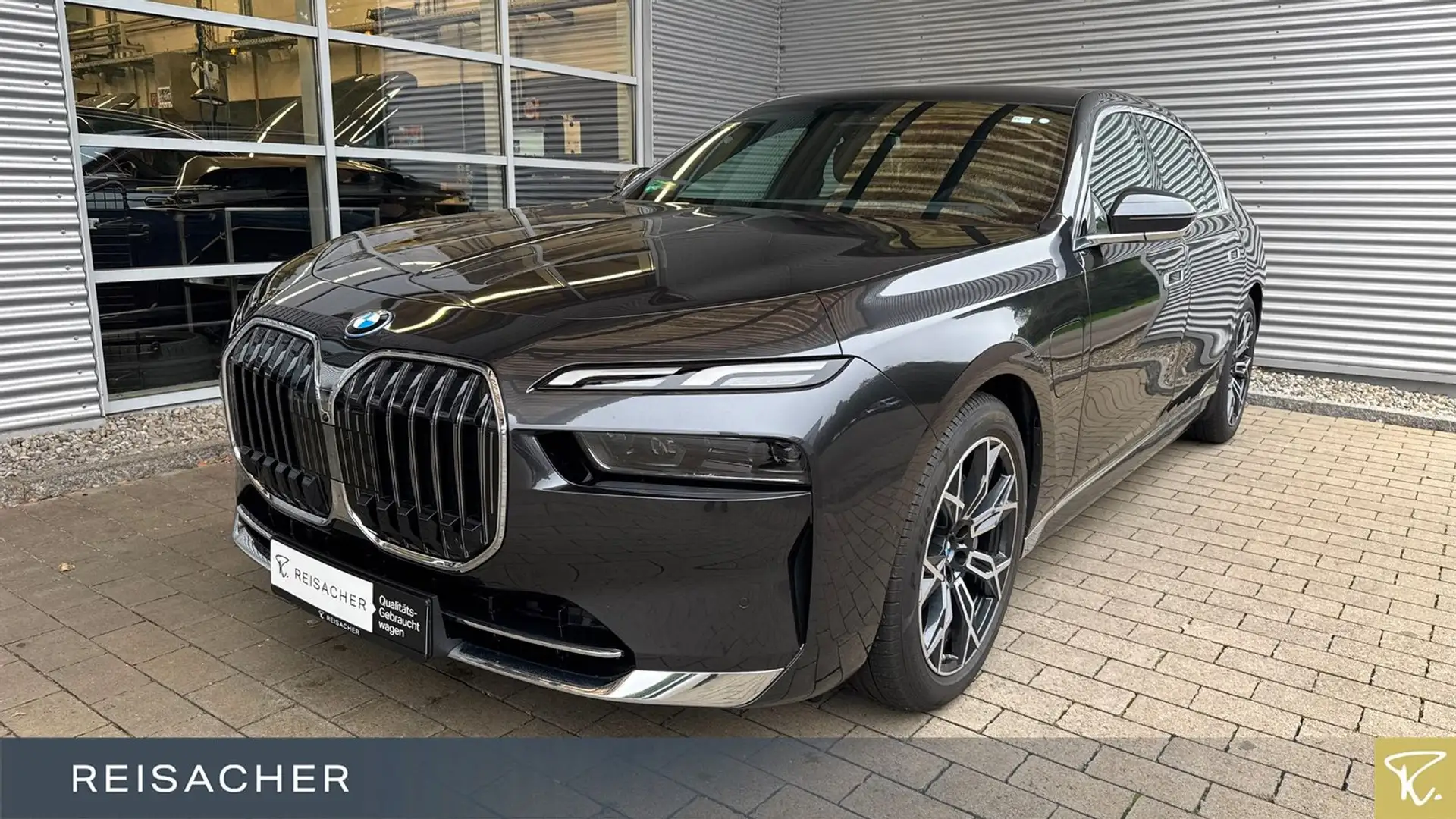 BMW 750 e xDrive Navi HUD ACC 360° Massage 20"LM Grau - 1