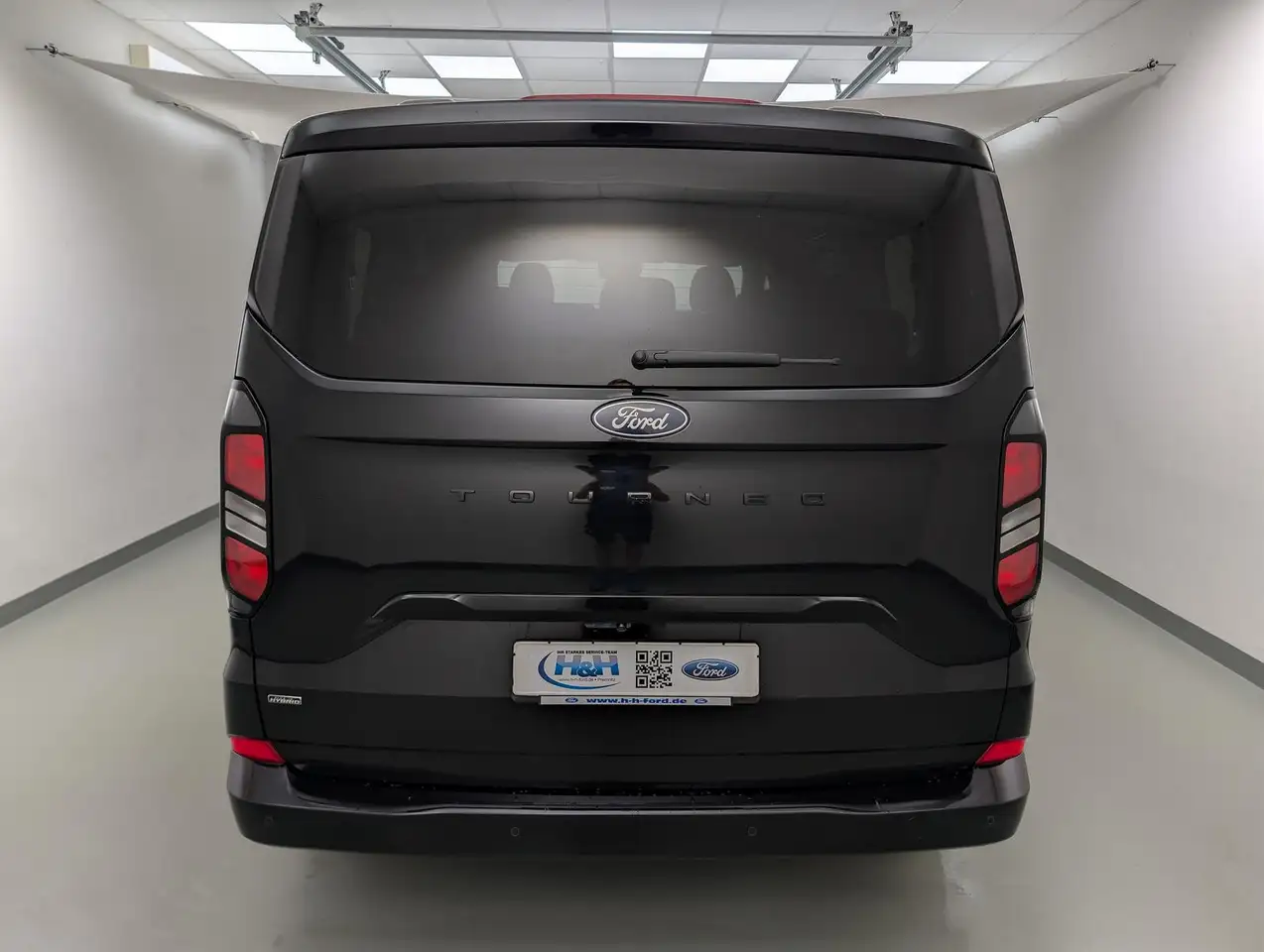Ford Tourneo 2.5 PHEV L1 Titanium AHK+GJR+SHZ, миниатюра 5
