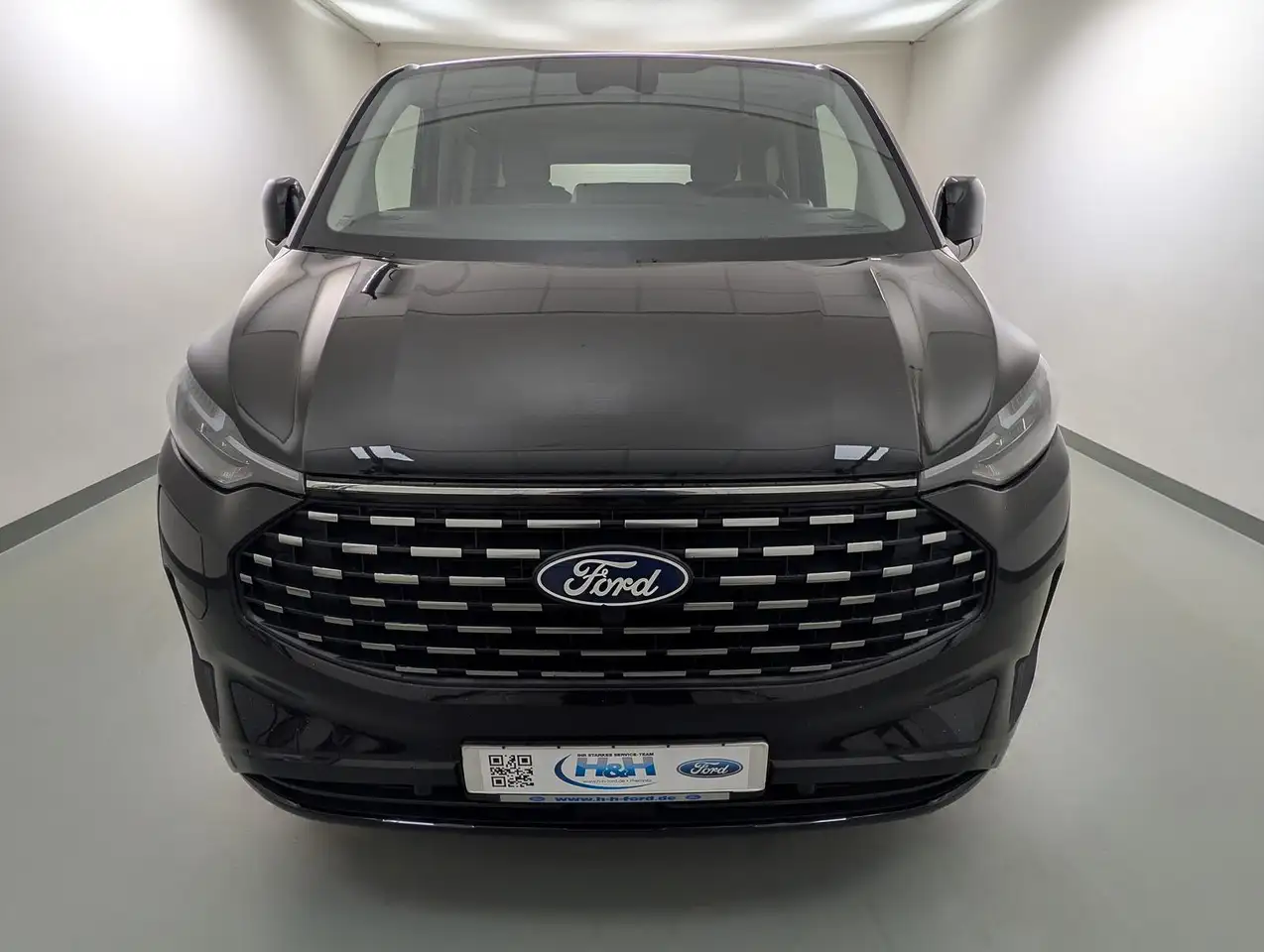 Ford Tourneo 2.5 PHEV L1 Titanium AHK+GJR+SHZ, миниатюра 6