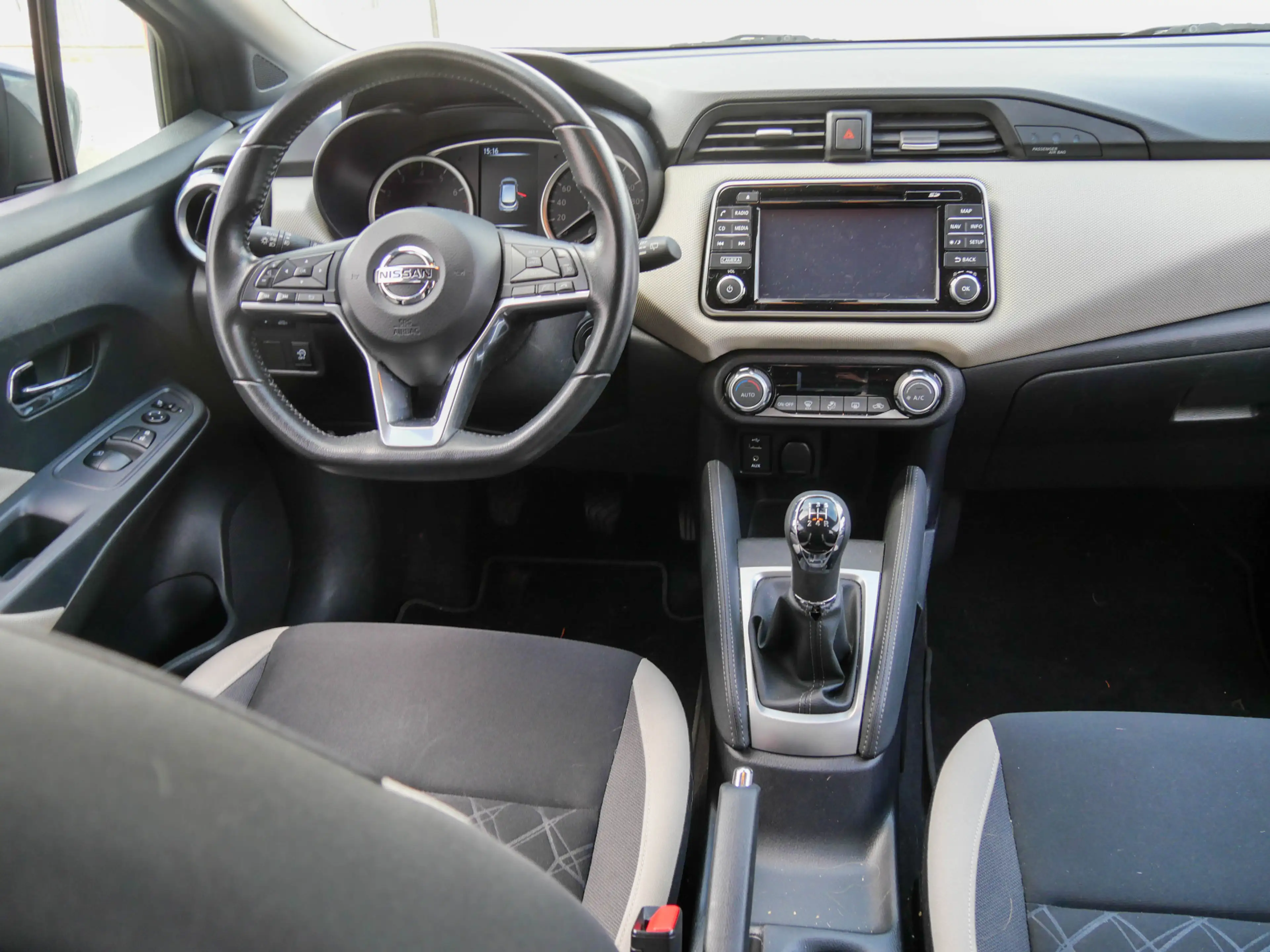 Nissan Micra 0.9 IG-T N-Connecta | CAMERA | NAVIGATIE | CRUISE — photo 9