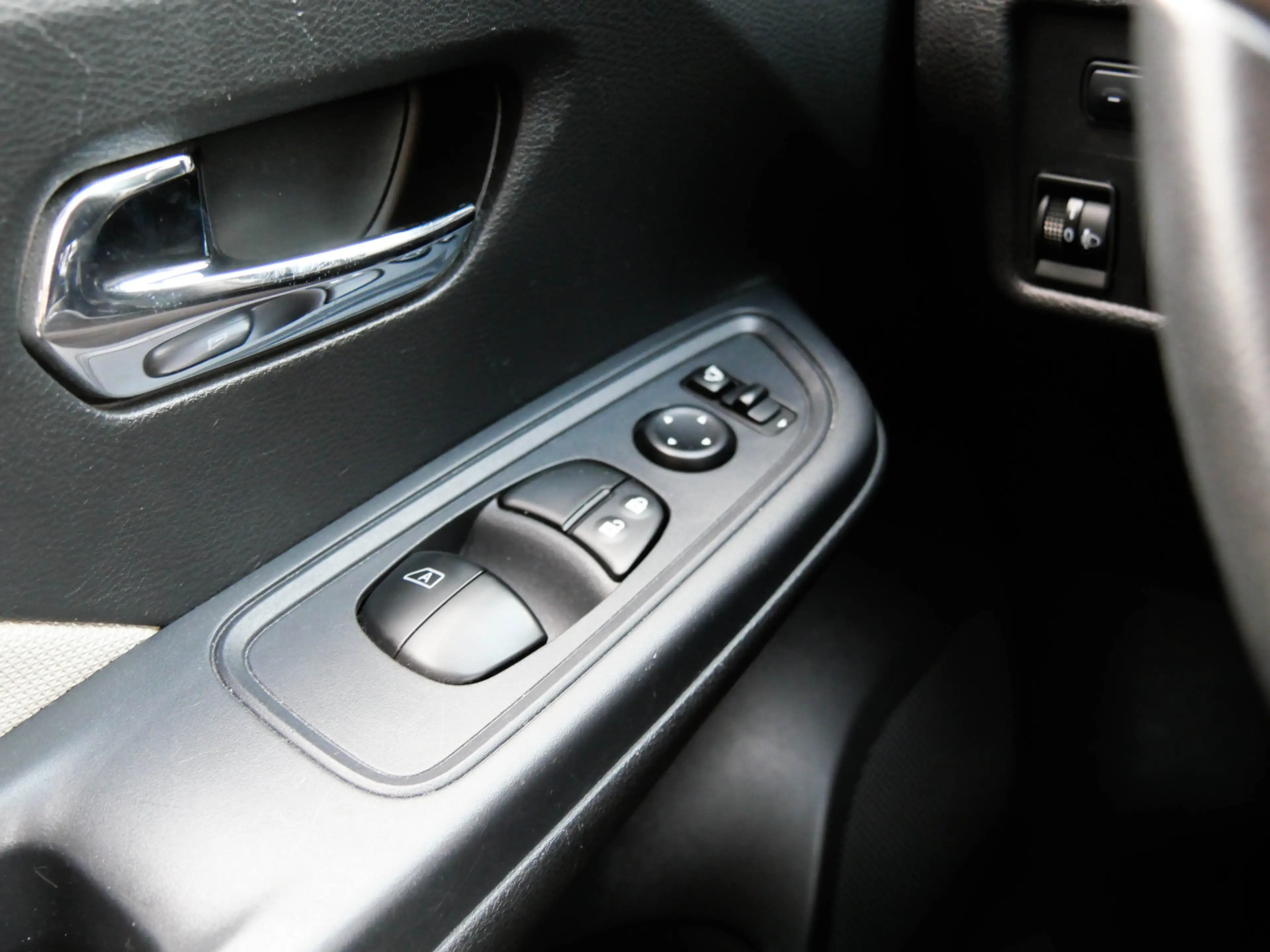 Nissan Micra 0.9 IG-T N-Connecta | CAMERA | NAVIGATIE | CRUISE — photo 13