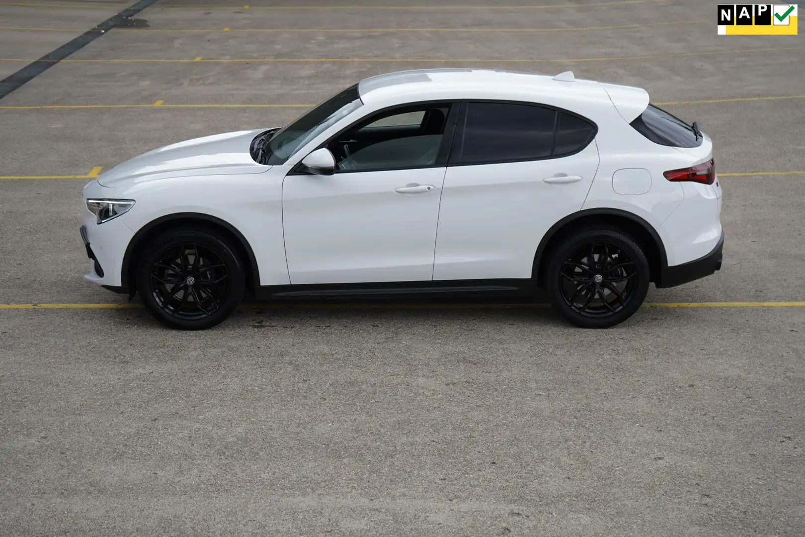 Alfa Romeo Stelvio 2.0 T AWD Super Q4 PACK VELOCE Wit - 1
