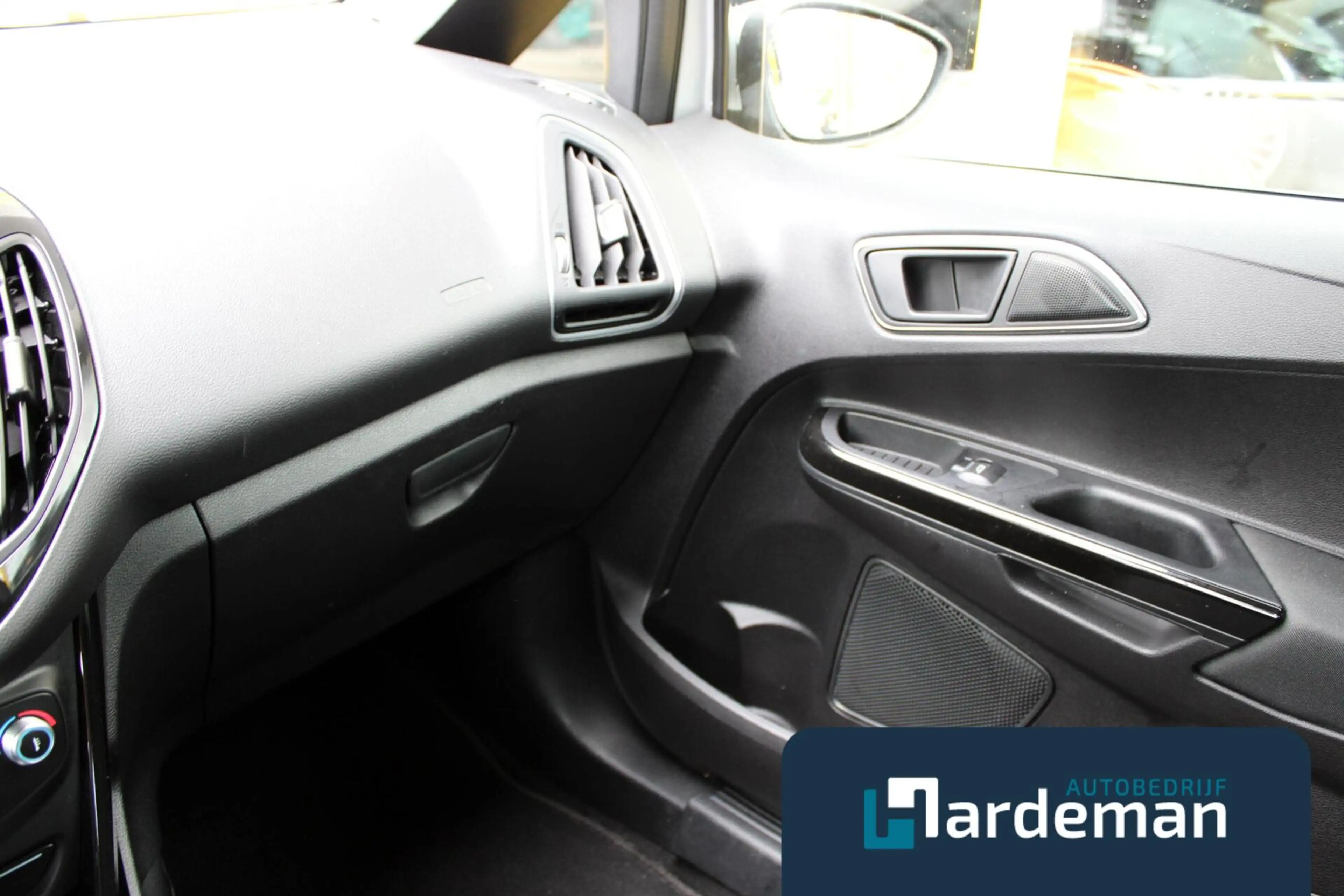 Ford B-Max 1.0 EcoBoost Titanium Navi Clima Trekhaak — photo 12