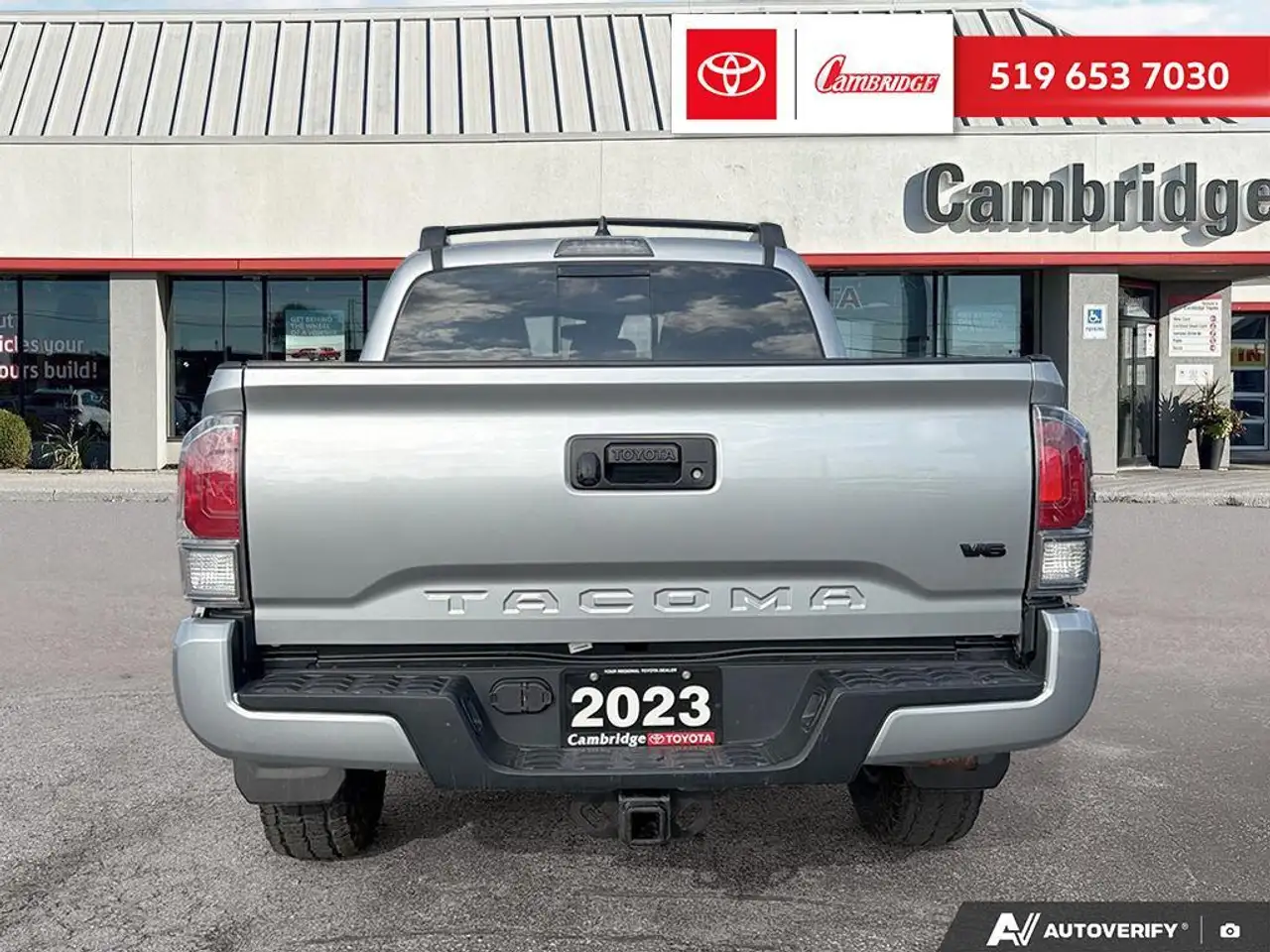 Toyota Tacoma снимка Toyota Tacoma