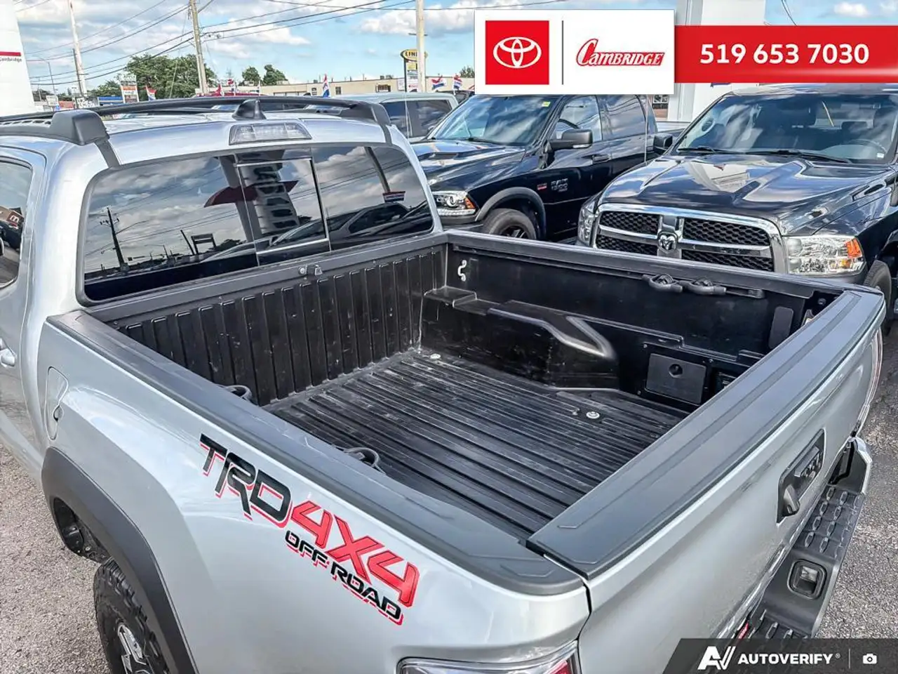 Toyota Tacoma снимка Toyota Tacoma