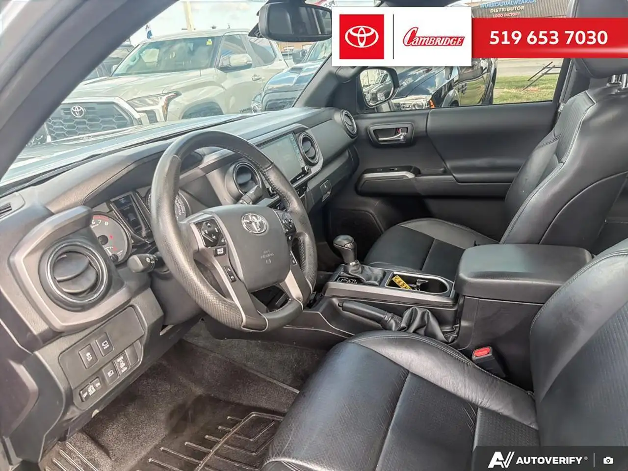 Toyota Tacoma снимка Toyota Tacoma
