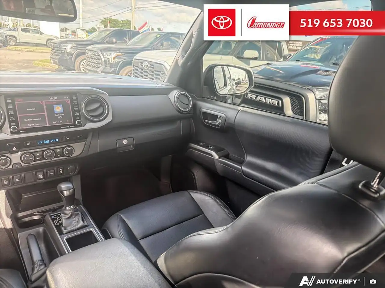 Toyota Tacoma снимка Toyota Tacoma