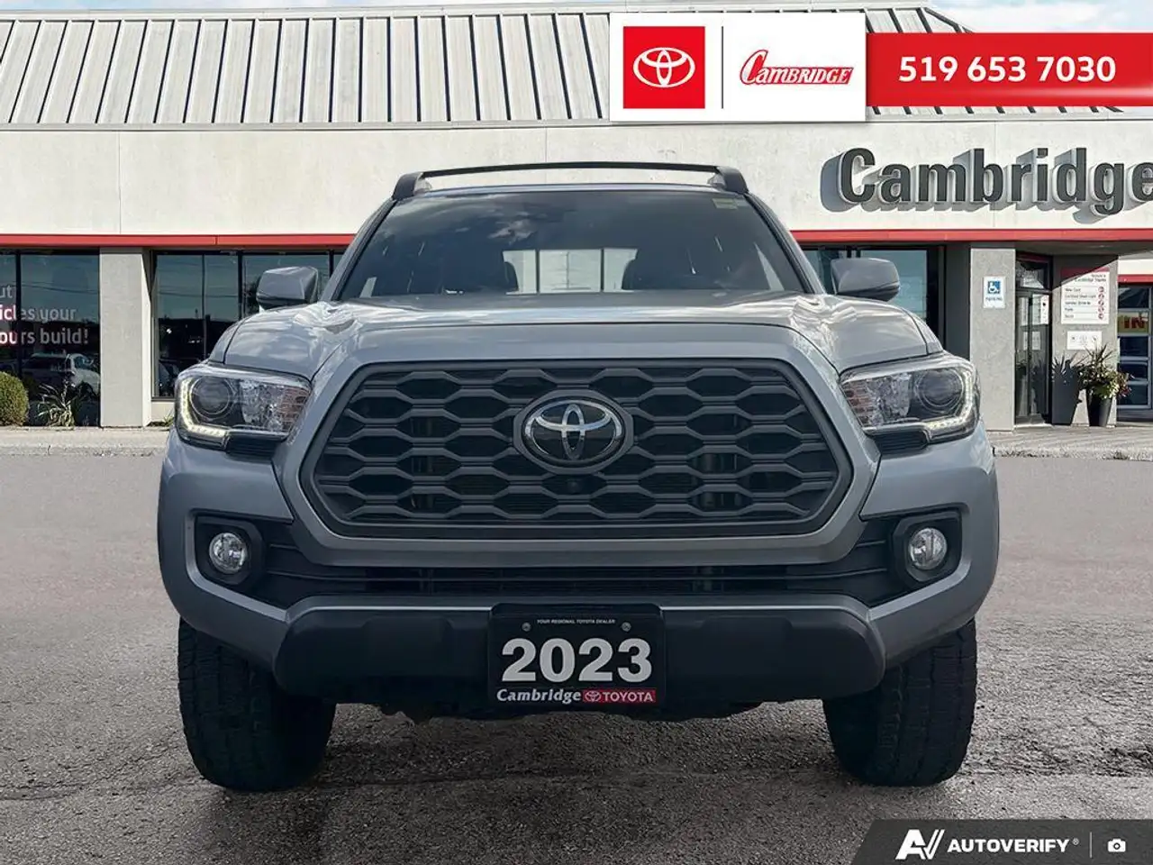 Toyota Tacoma снимка Toyota Tacoma