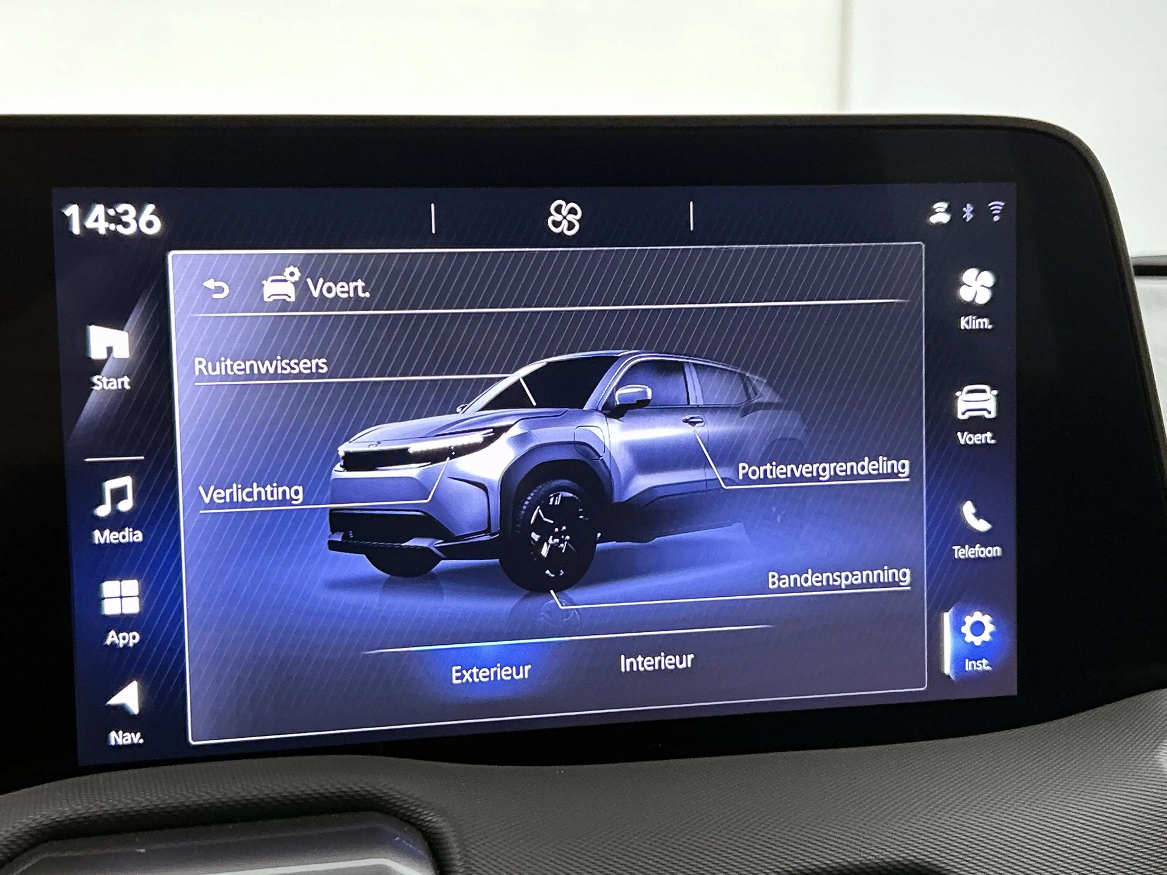 Toyota Urban Cruiser Dynamic 61 kWh EV-Deal — photo 31