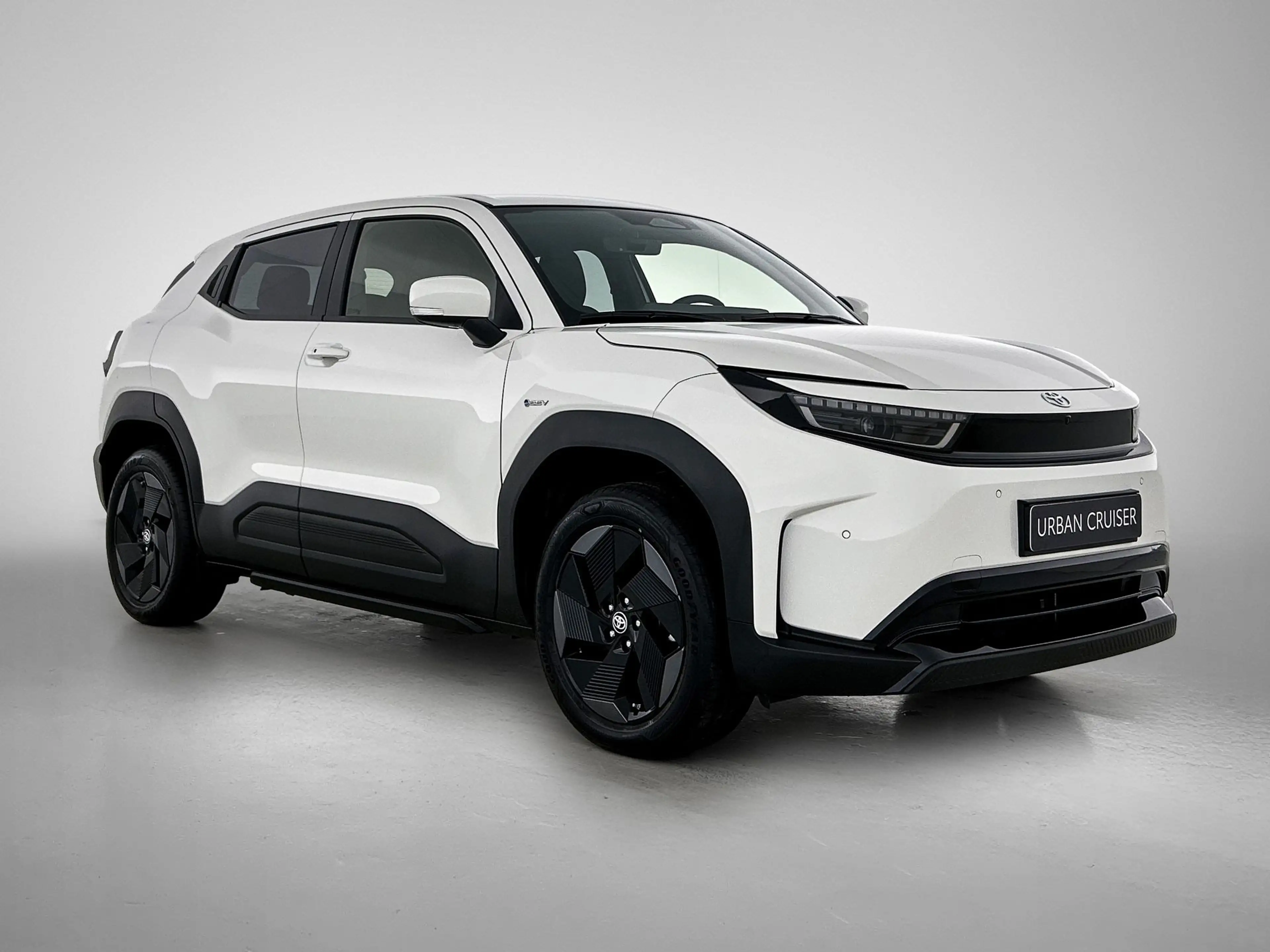 Toyota Urban Cruiser Dynamic 61 kWh EV-Deal — photo 13