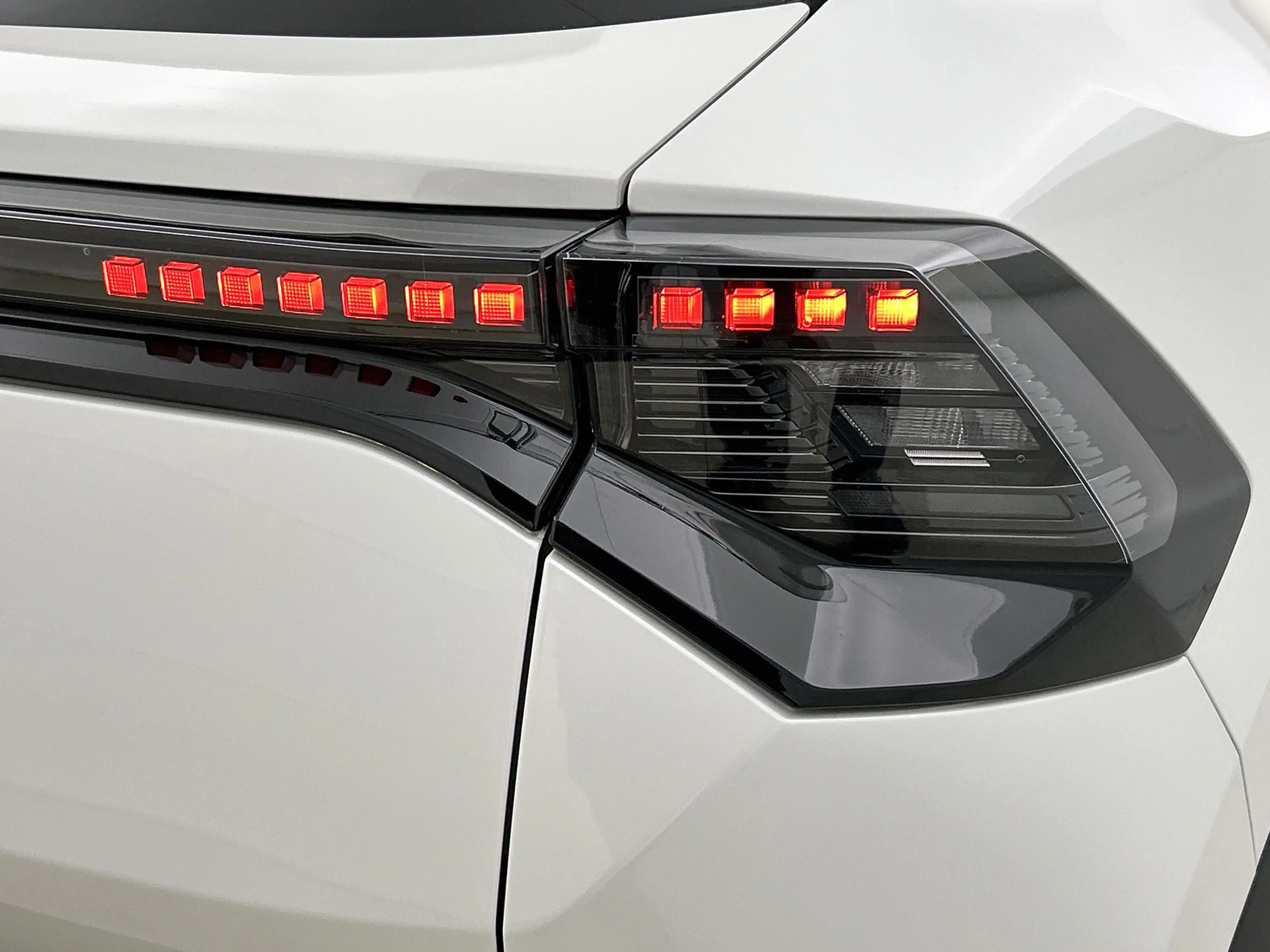 Toyota Urban Cruiser Dynamic 61 kWh EV-Deal — photo 47