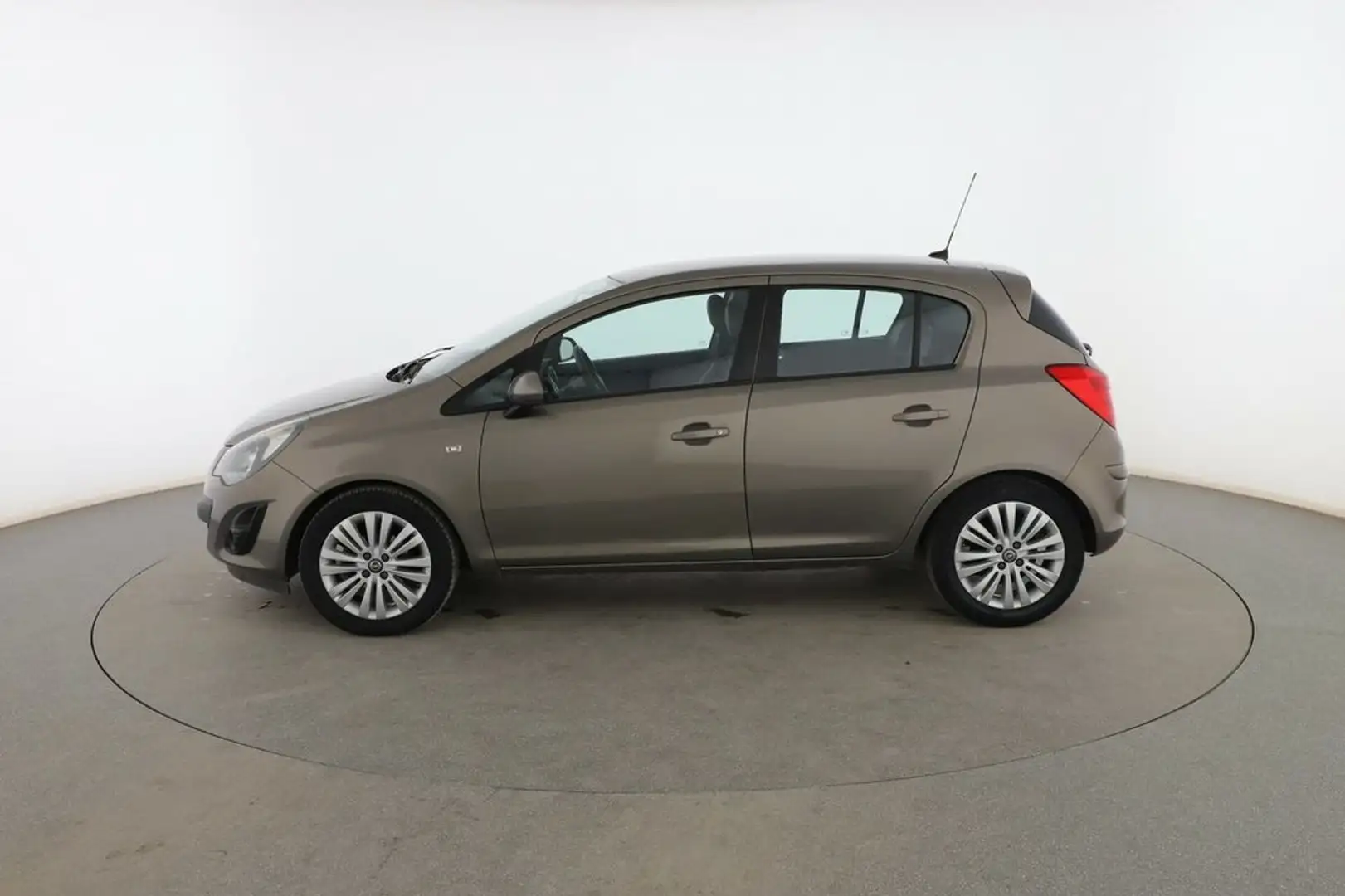 Opel Corsa 1.4 Selective S&S Marrón - 2