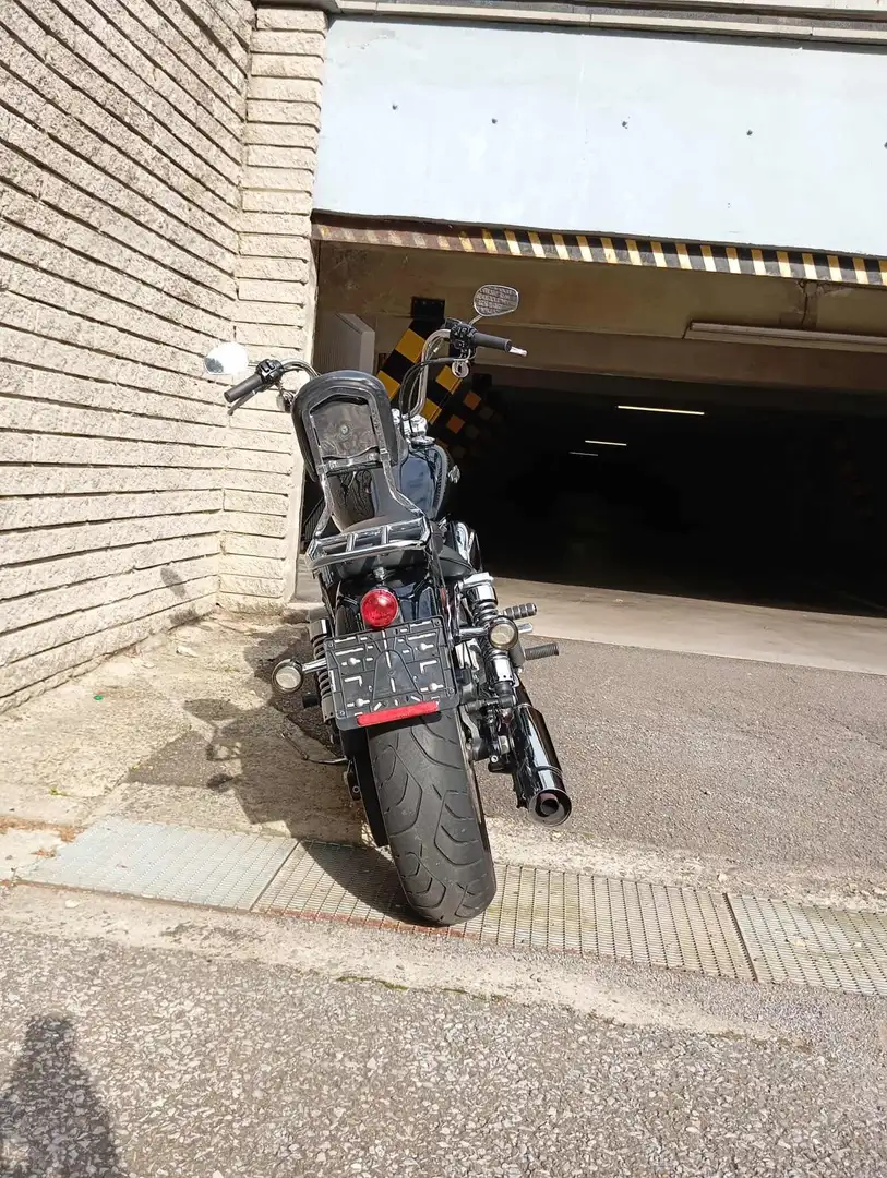 Harley-Davidson Dyna Street Bob - 2