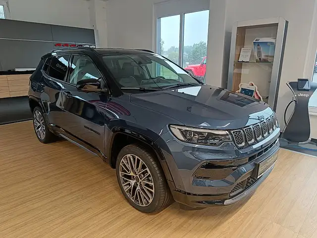 Jeep Compass 1.3 PHEV Summit 240 PS AT 4xe Premium Paket + S...