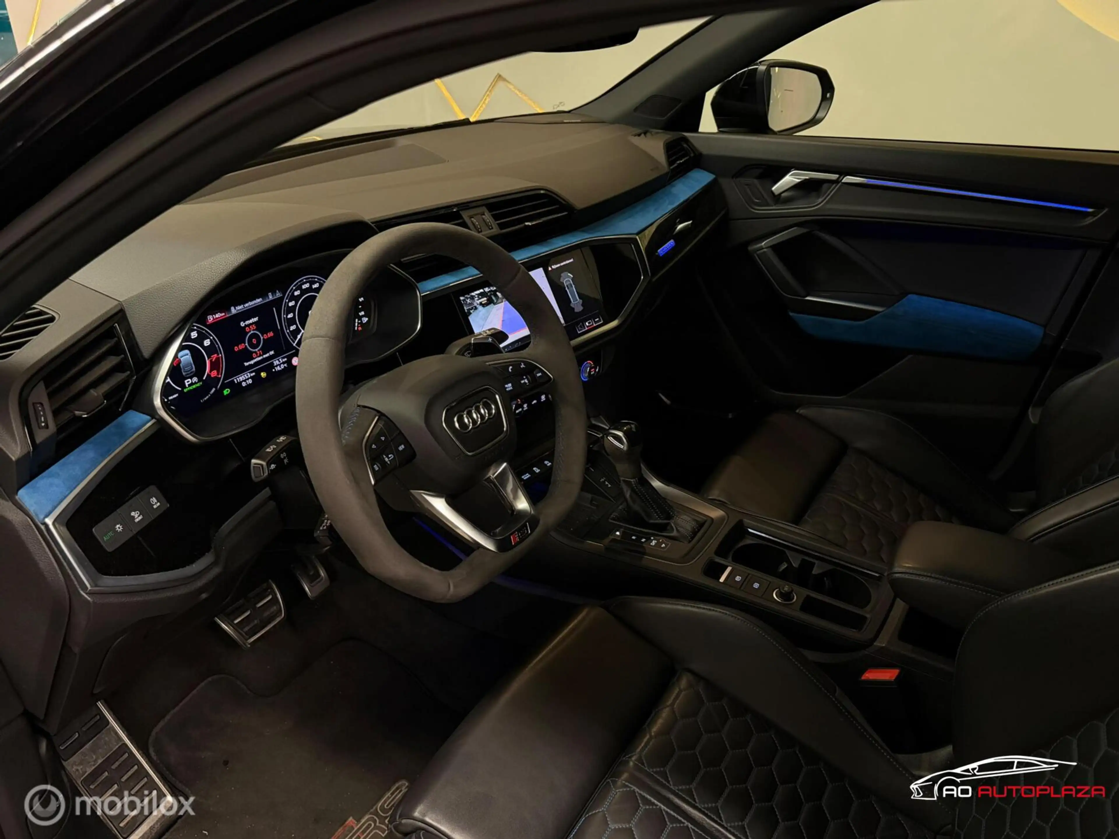 Audi RS Q3 Sportback 2.5 TFSI Panorama/Keramisch/B&O/Full Bla — photo 3