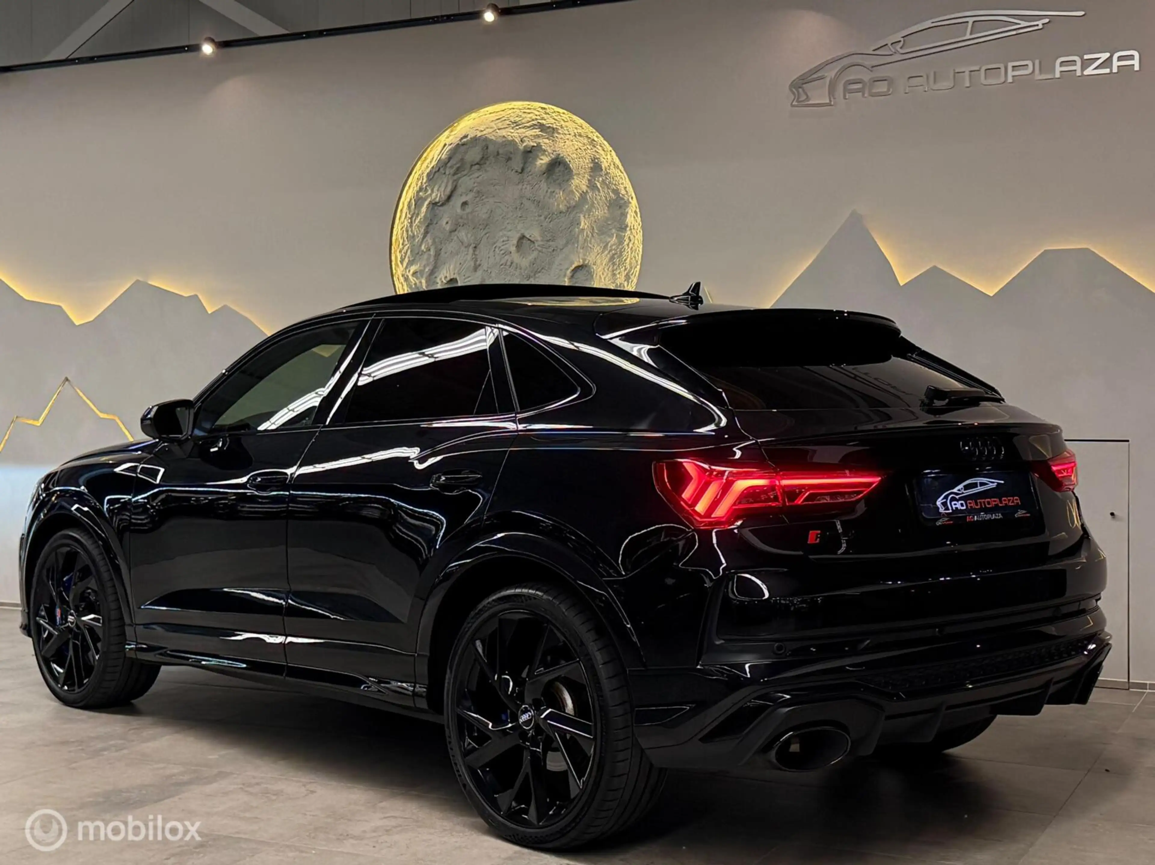 Audi RS Q3 Sportback 2.5 TFSI Panorama/Keramisch/B&O/Full Bla — photo 8