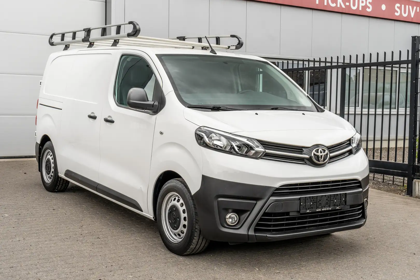 Toyota Proace 1.5 D4D - Cruis control / Trekhaak - 17.800 excl Wit - 1