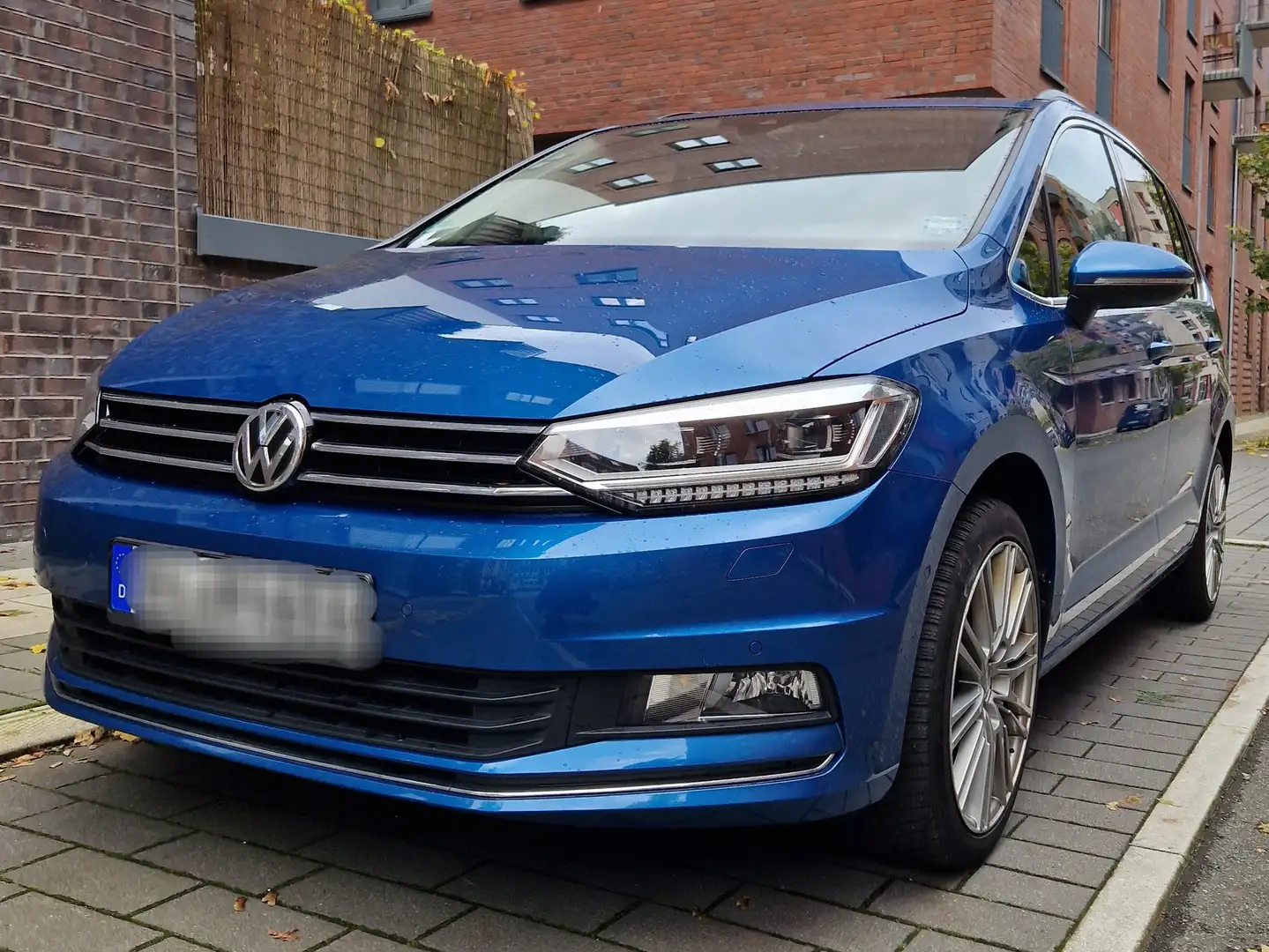 Volkswagen Touran Touran Diesel 2.0 TDI SCR (BlueMotion Technology) Blau - 2