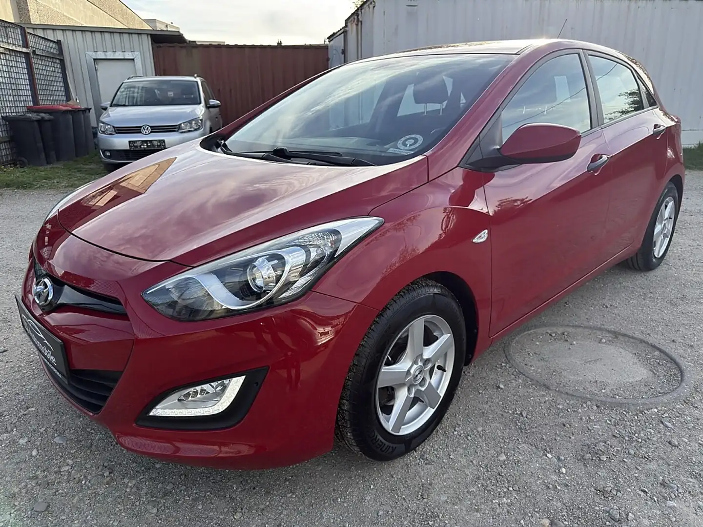 Hyundai i30 1,4 CVVT Europe * ANHÄNGERKUPPLUNG * * 8-FACH B... Rot - 2