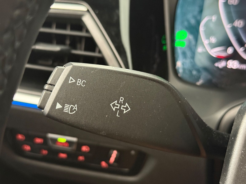 BMW 330 e*M-PAKET*LASER*M-SITZE*HEADUP*MEMORY*SHD*360 — photo 15