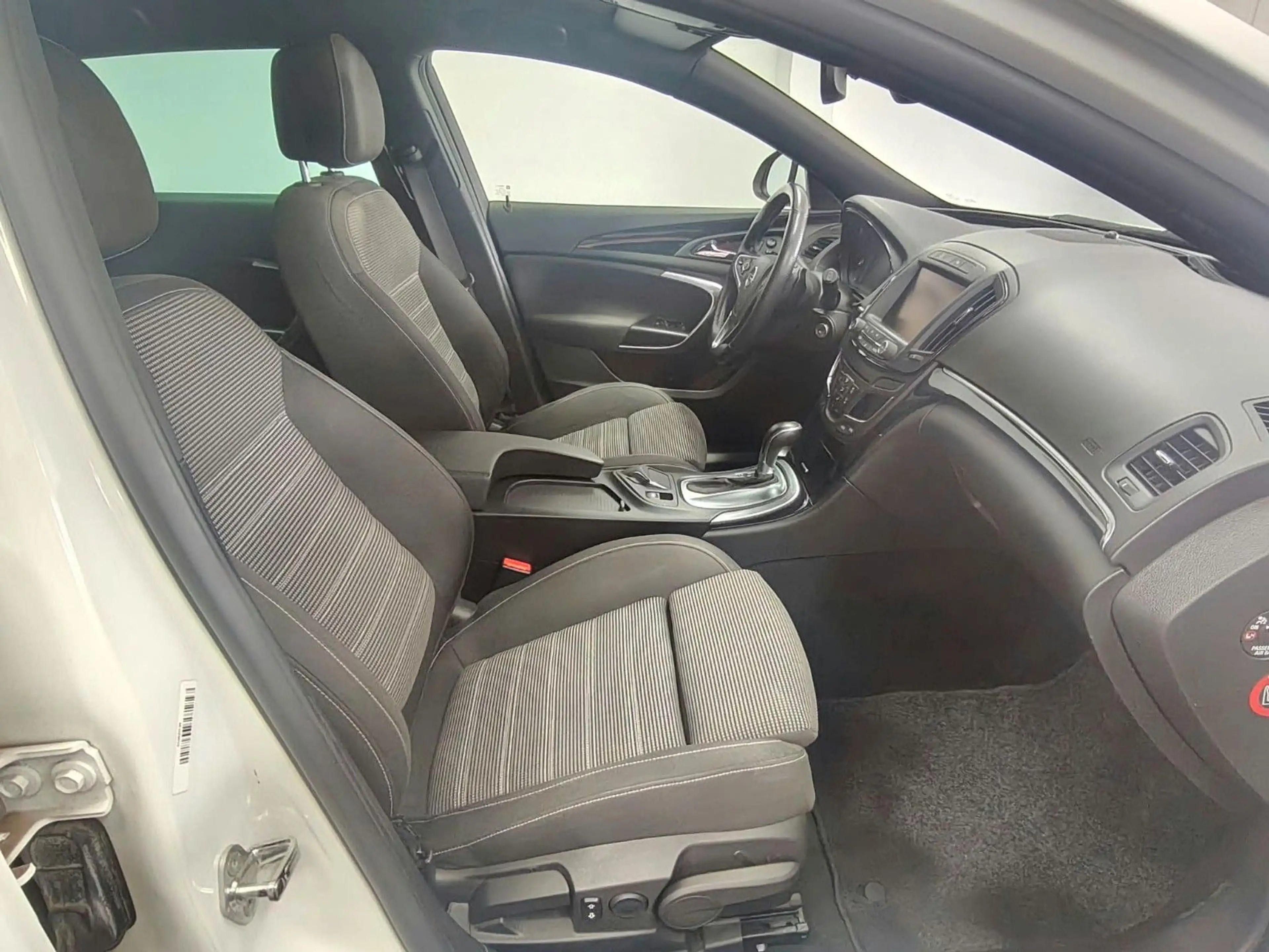 Opel Insignia ST 2.0 CDTI Innovation Automatik PDC — photo 9