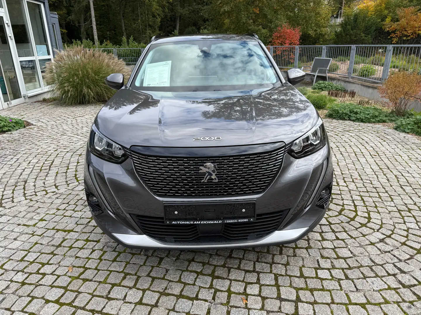 Peugeot 2008 Allure Pack Grau - 2