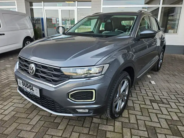 Volkswagen T-Roc 1.5TSI DSG"Sport"LED LaneAss FrontASS