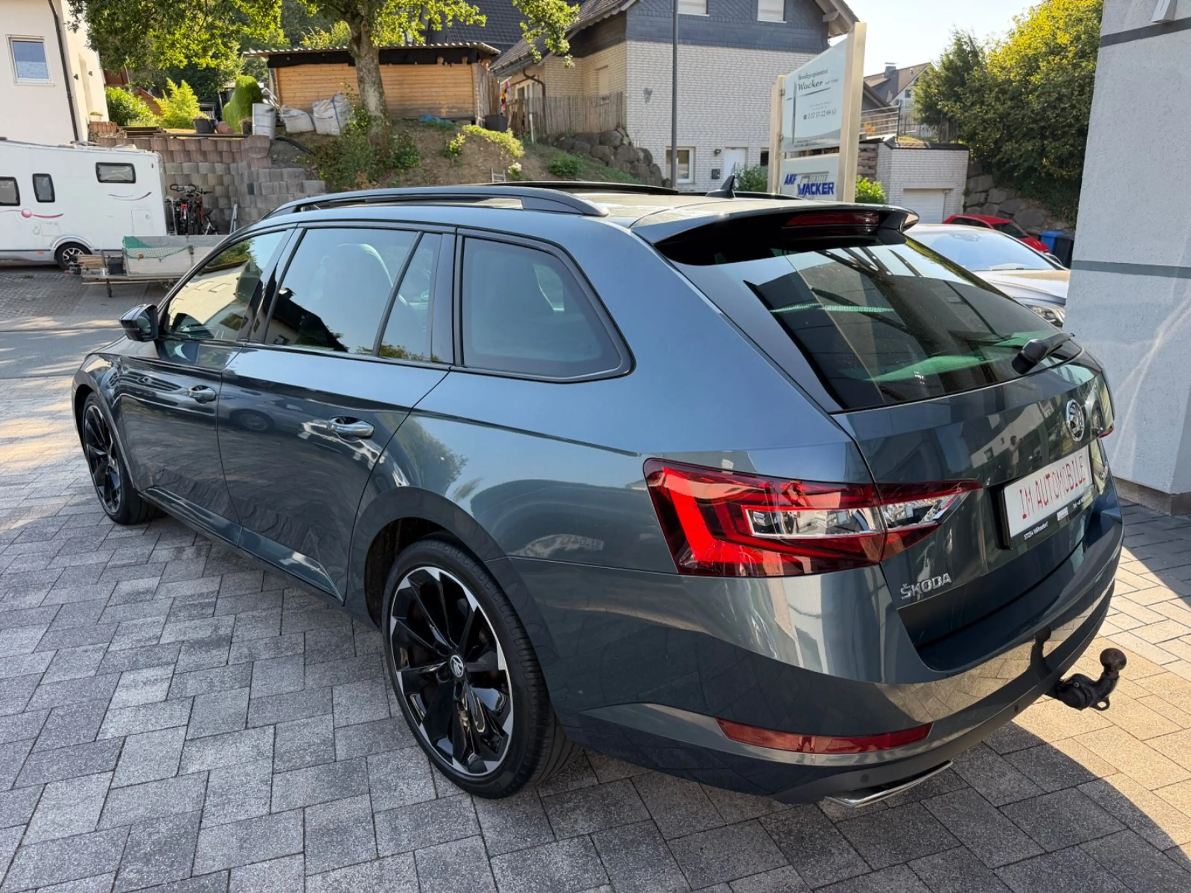 Skoda Superb Combi 2.0 TSI Sportline 4x4*Panorama*AHK — photo 5