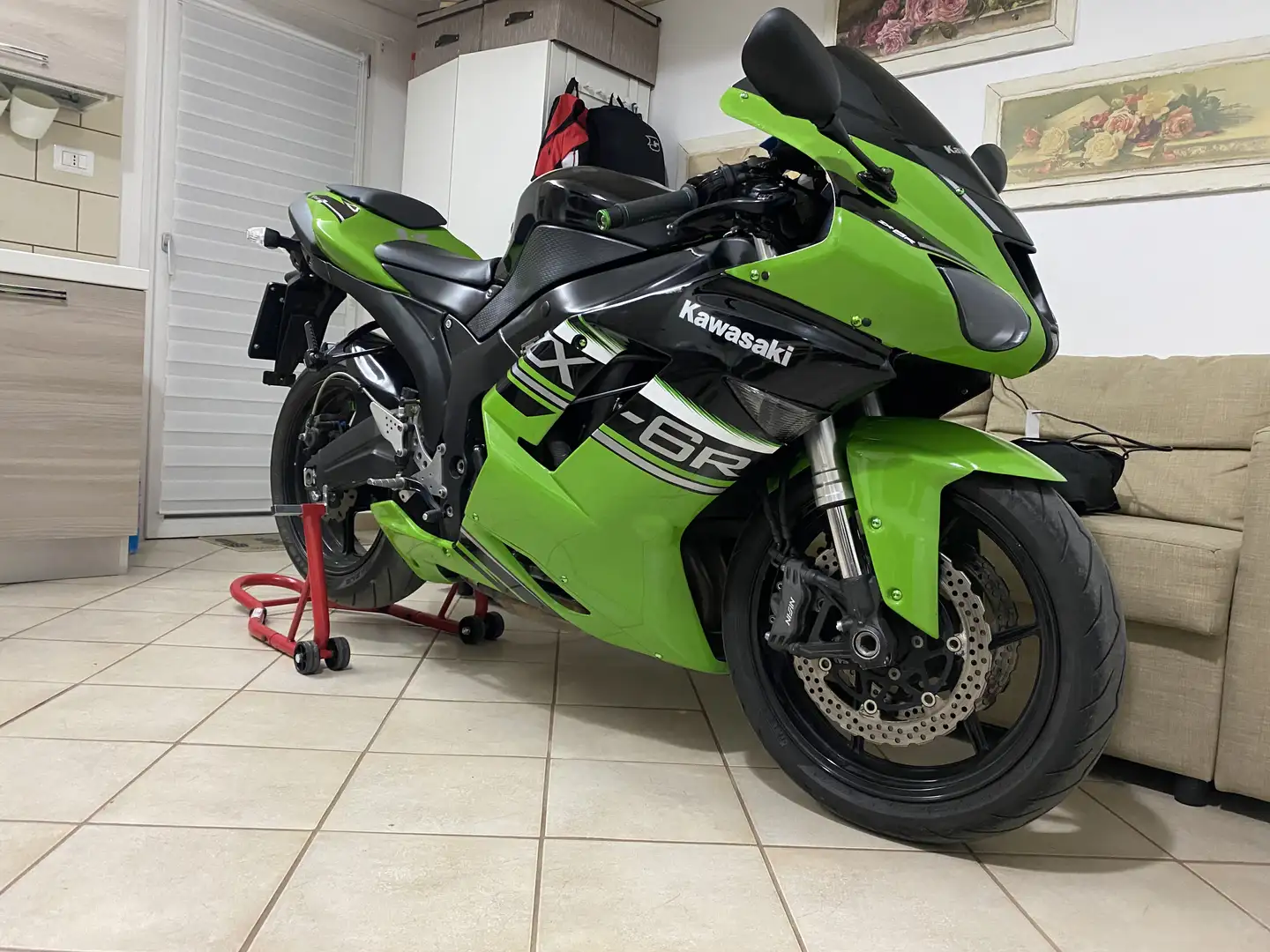 Kawasaki Ninja ZX-6R - 1