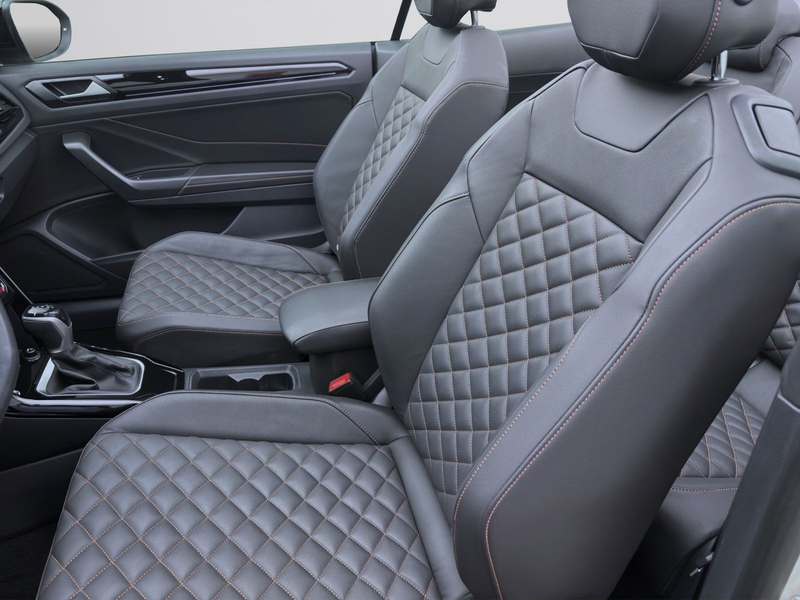 Volkswagen T-Roc 1.5 TSI DSG R-LINE EDITION KARMA — photo 10
