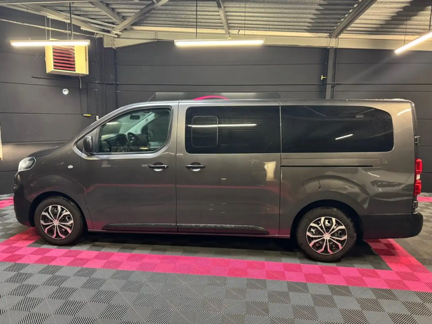 Citroen Jumpy FOURGON GN XL BLUEHDI 120 SS BVM6 CONFORT Gris - 2