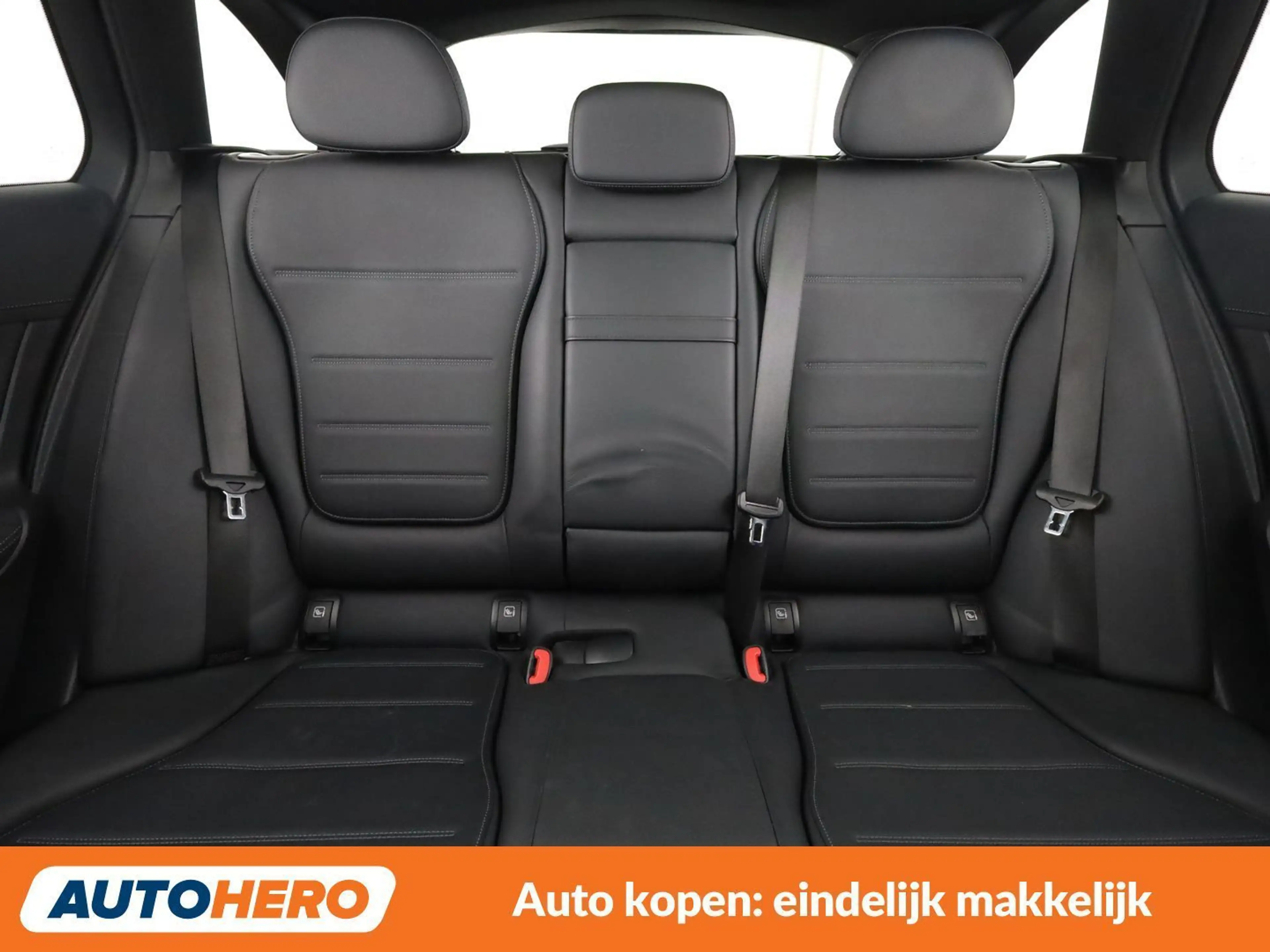Mercedes-Benz C 300 C 300e T AMG Line — photo 15