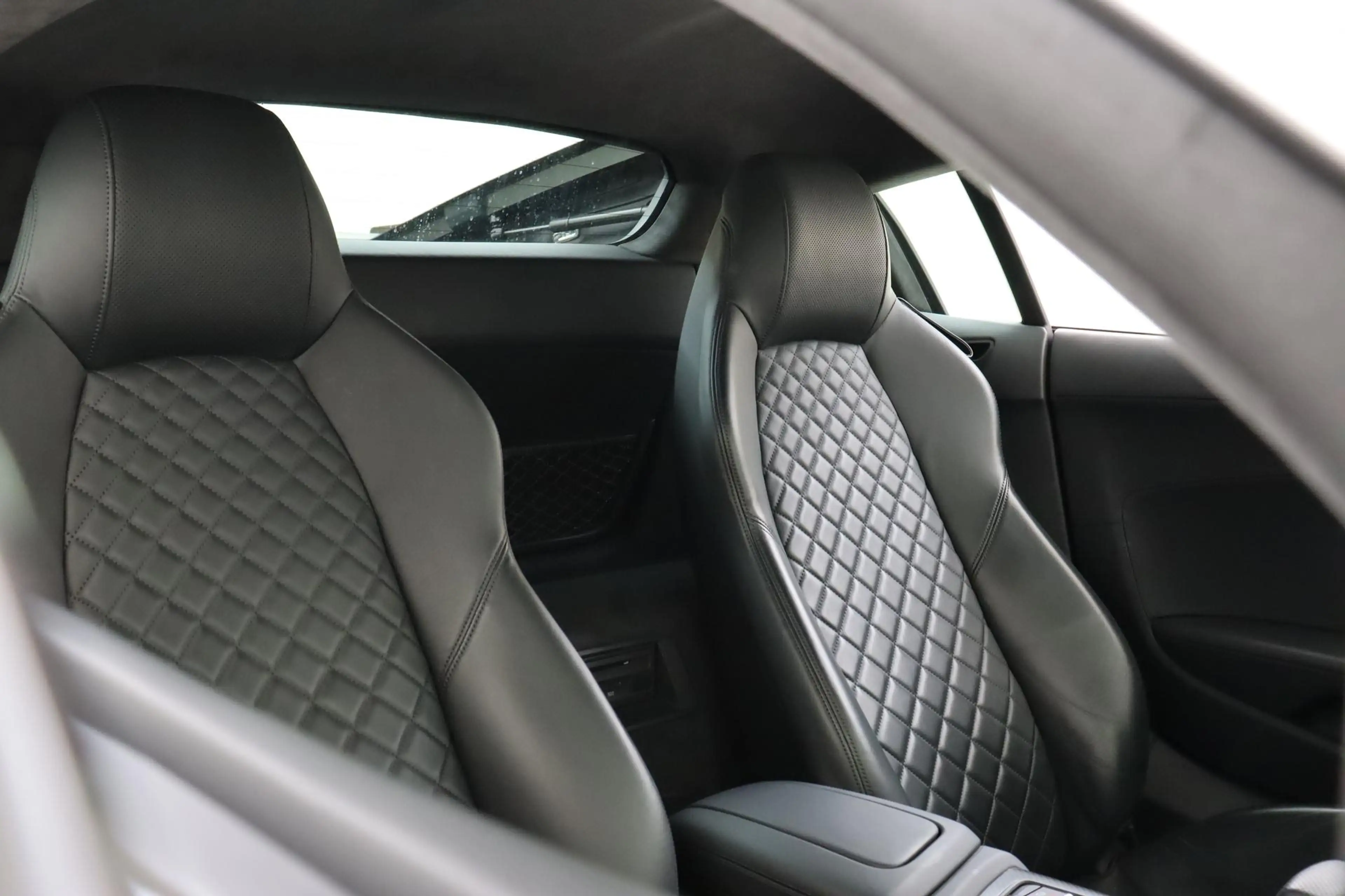 Audi R8 5.2 PERFORMANCE RWD CARBON BODYKIT|CARBON SPOILER| — photo 10